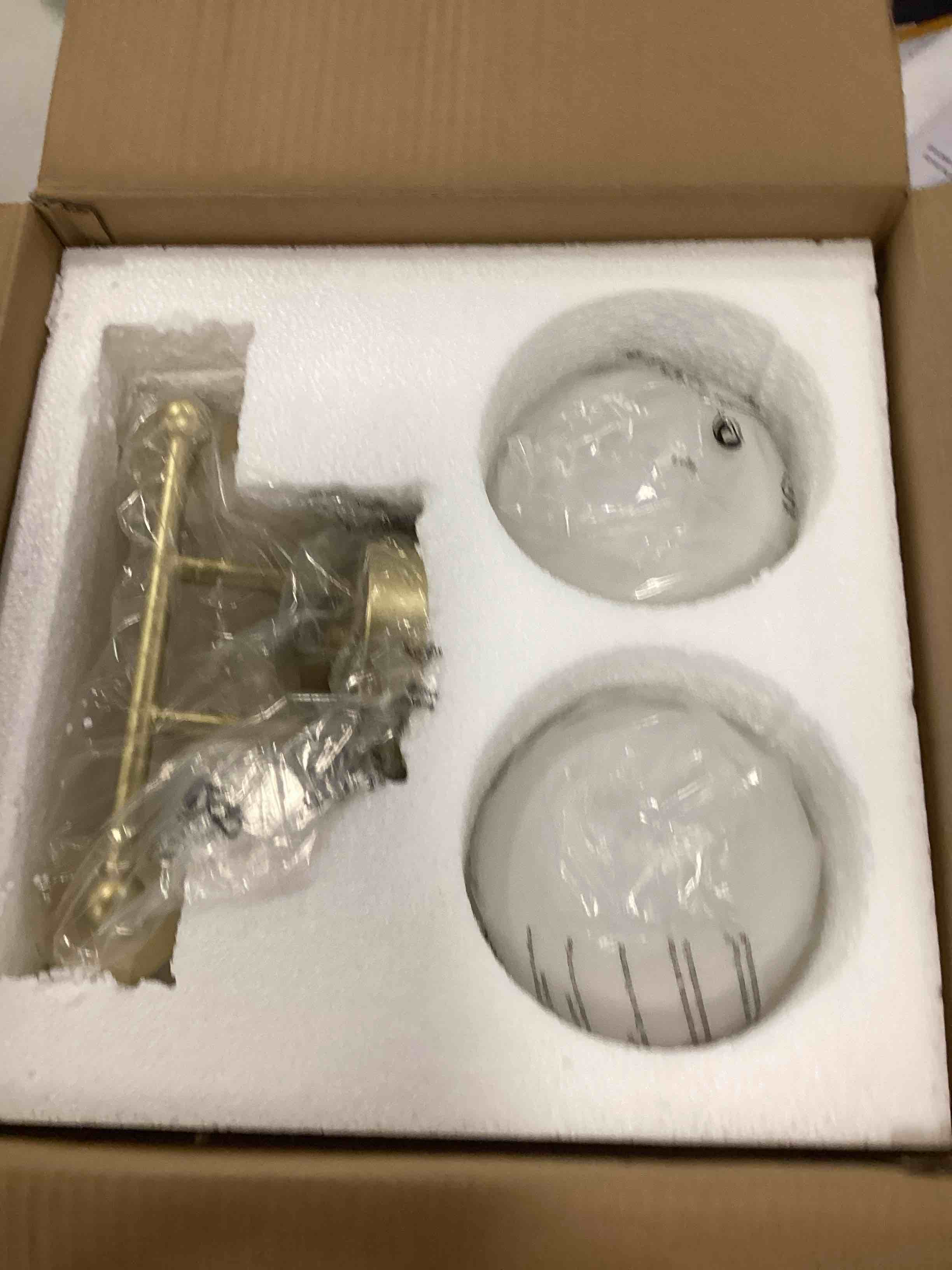 https://s3.amazonaws.com/lotting-images-prod/bidfta/TEA0257419_1726503527996.jpeg