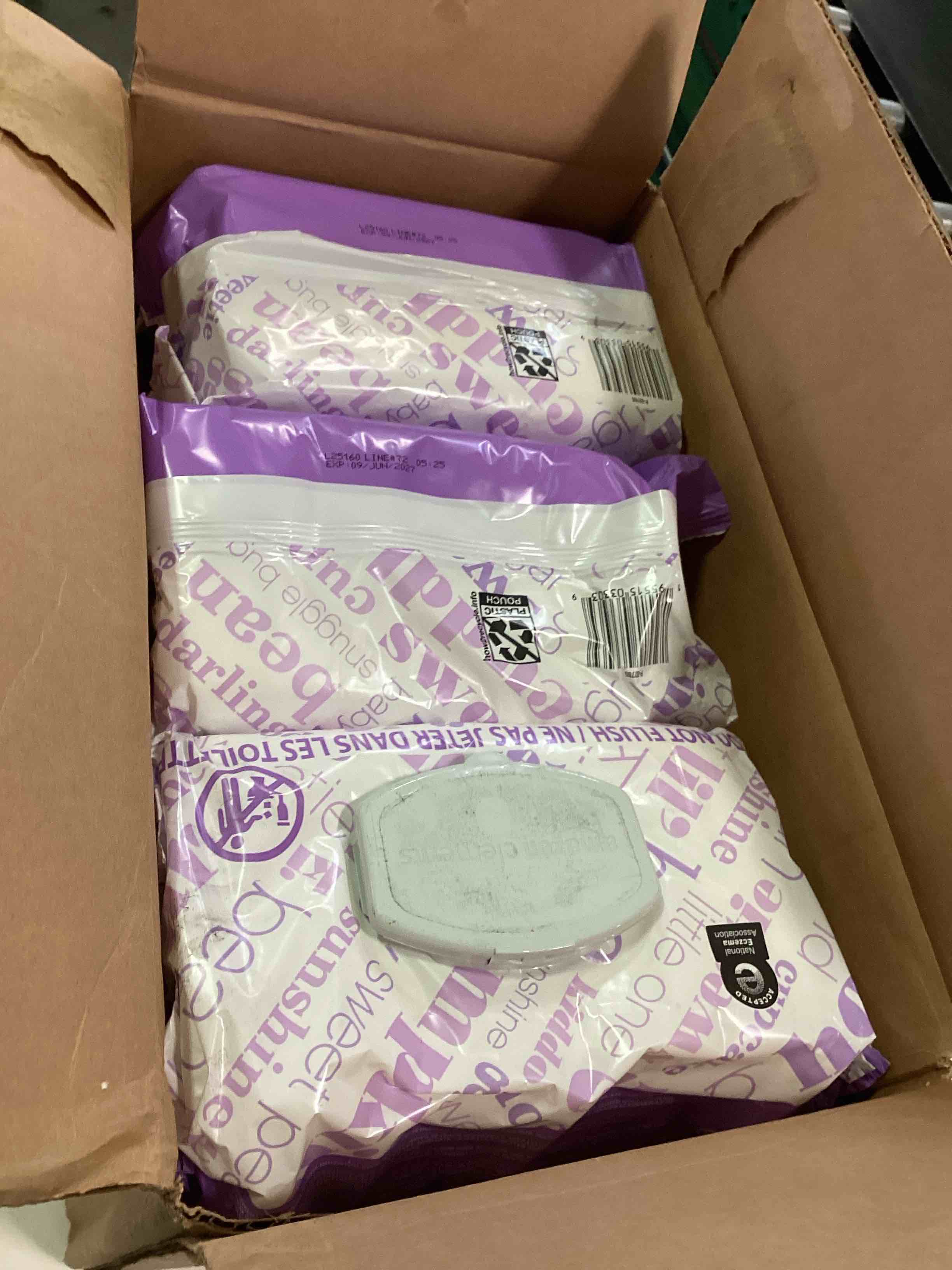 amazon elements baby wipes, sensitive, 810 count, flip-top packs, pack of 9