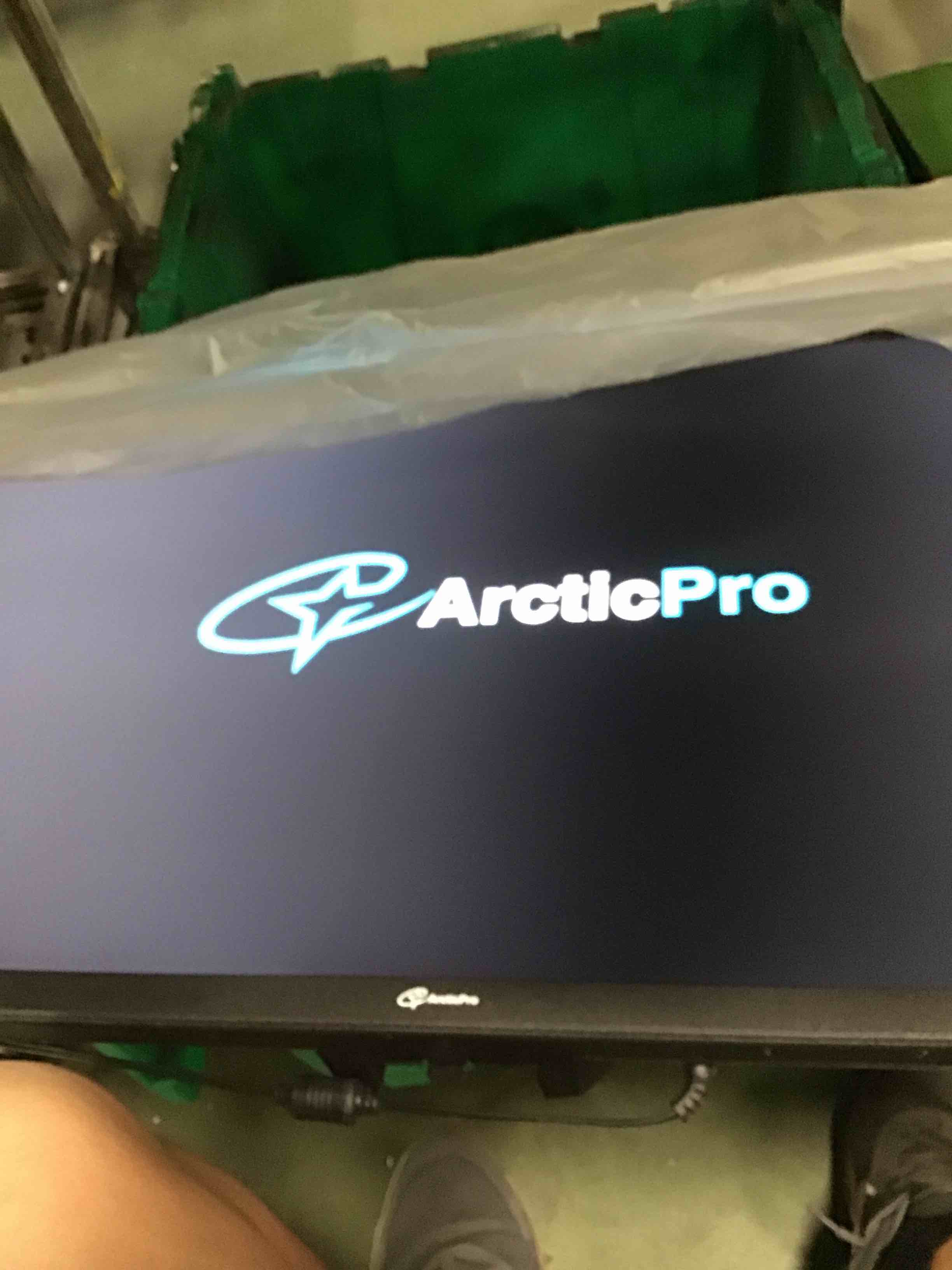 https://s3.amazonaws.com/lotting-images-prod/bidfta/TEA0261290_1756228897616.jpeg
