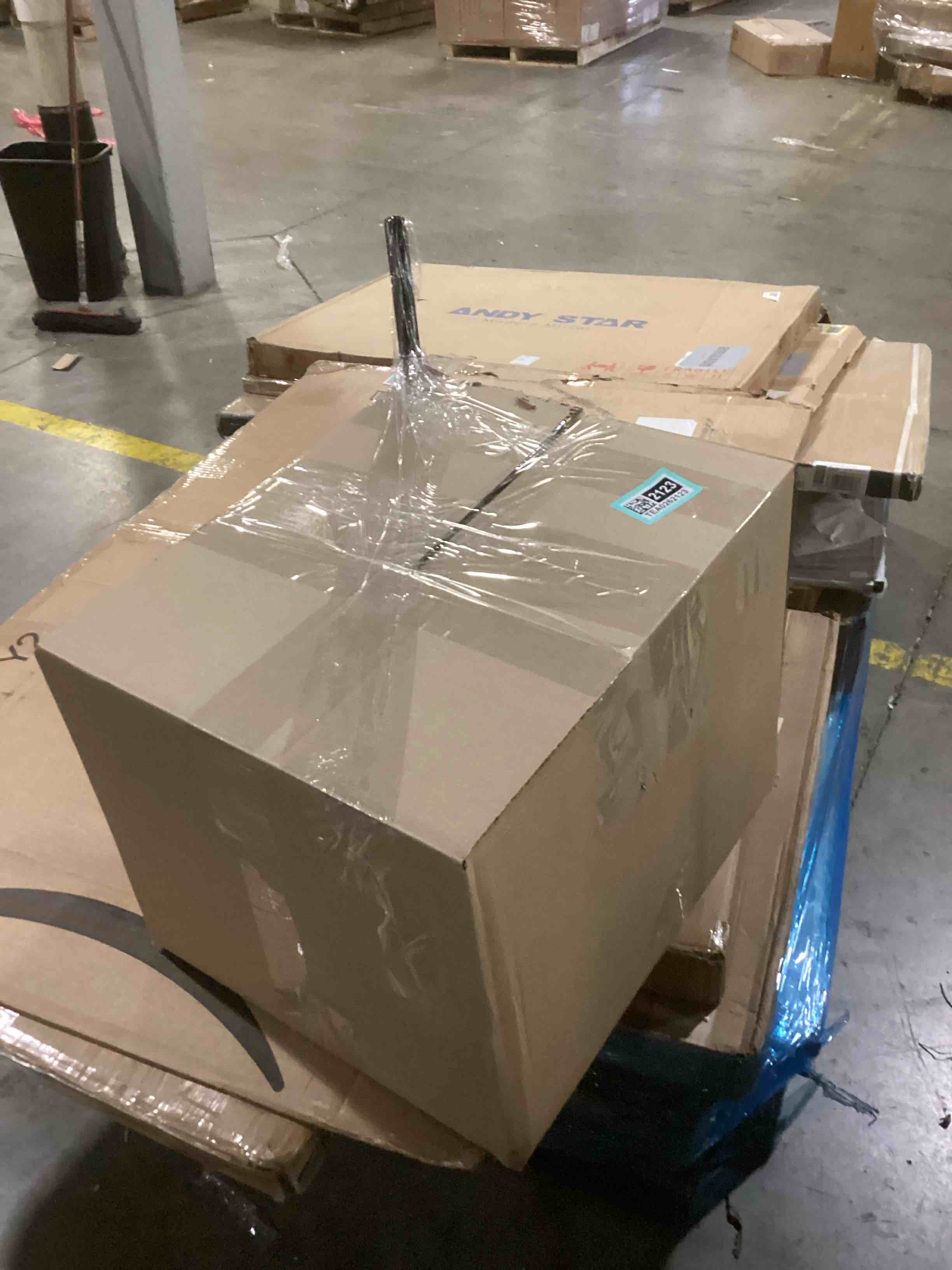 https://s3.amazonaws.com/lotting-images-prod/bidfta/TEA0262123_1745343537078.jpeg