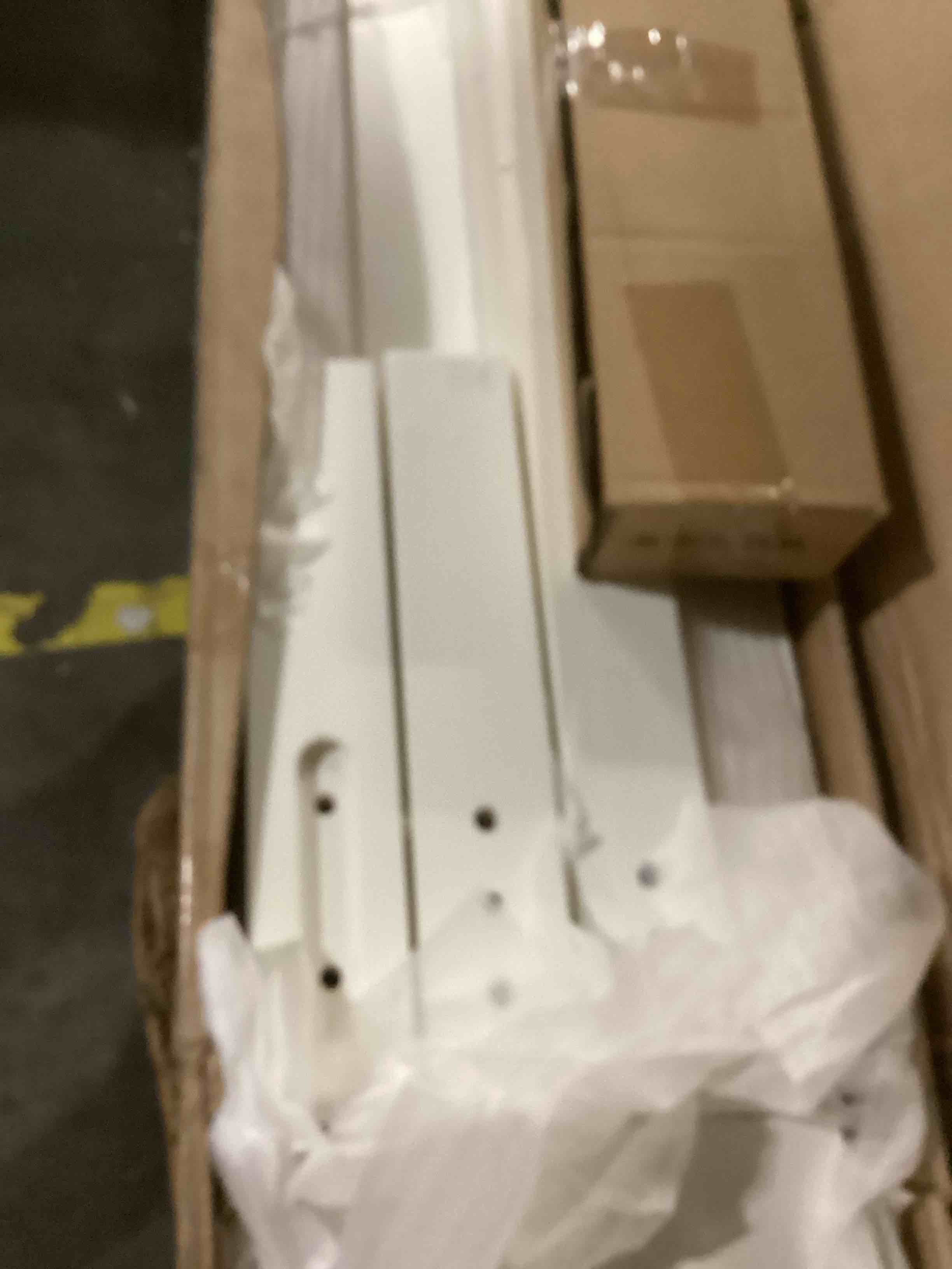 https://s3.amazonaws.com/lotting-images-prod/bidfta/TEA0262268_1744977015607.jpeg