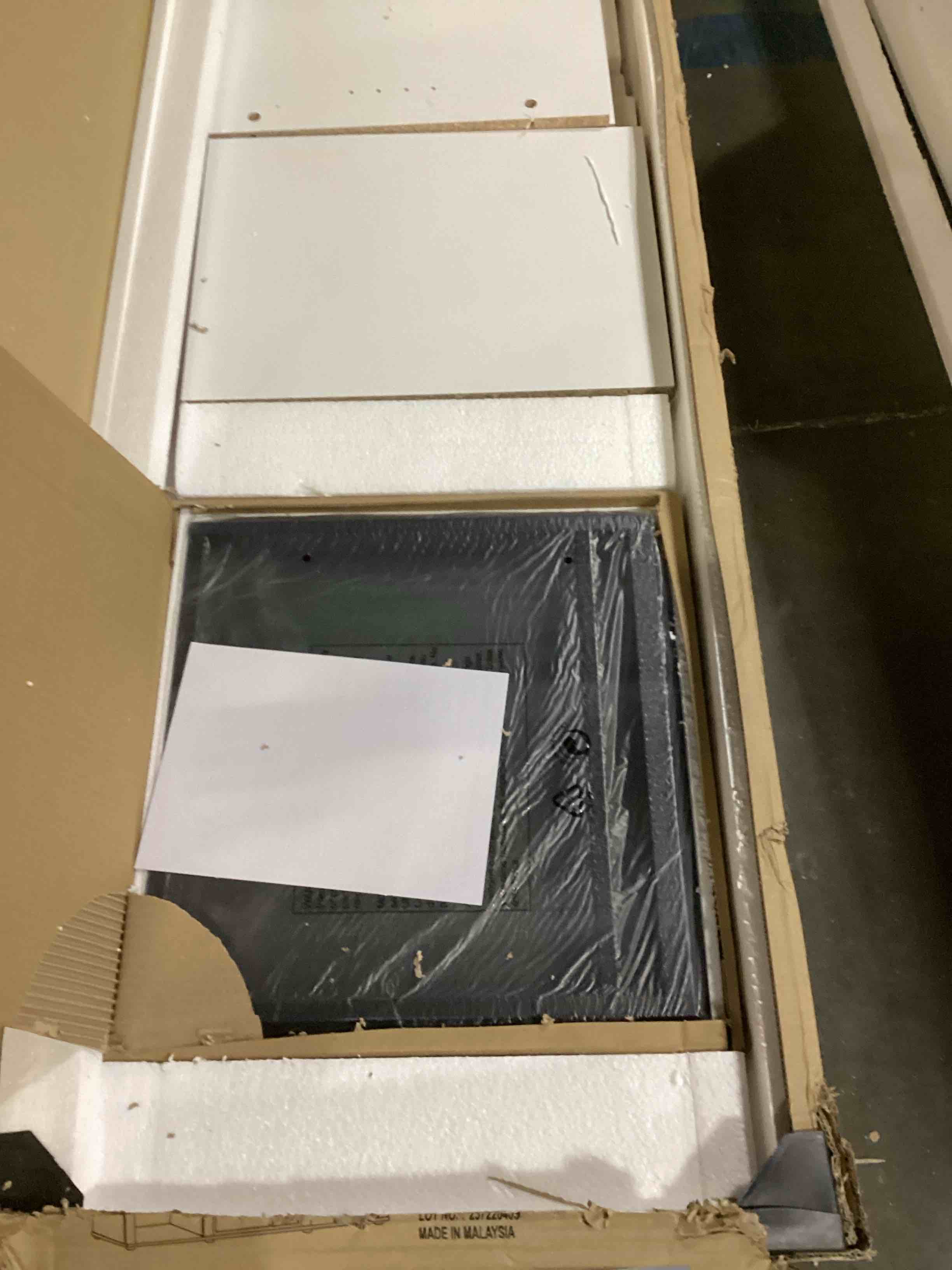 https://s3.amazonaws.com/lotting-images-prod/bidfta/TEA0262876_1744204775946.jpeg