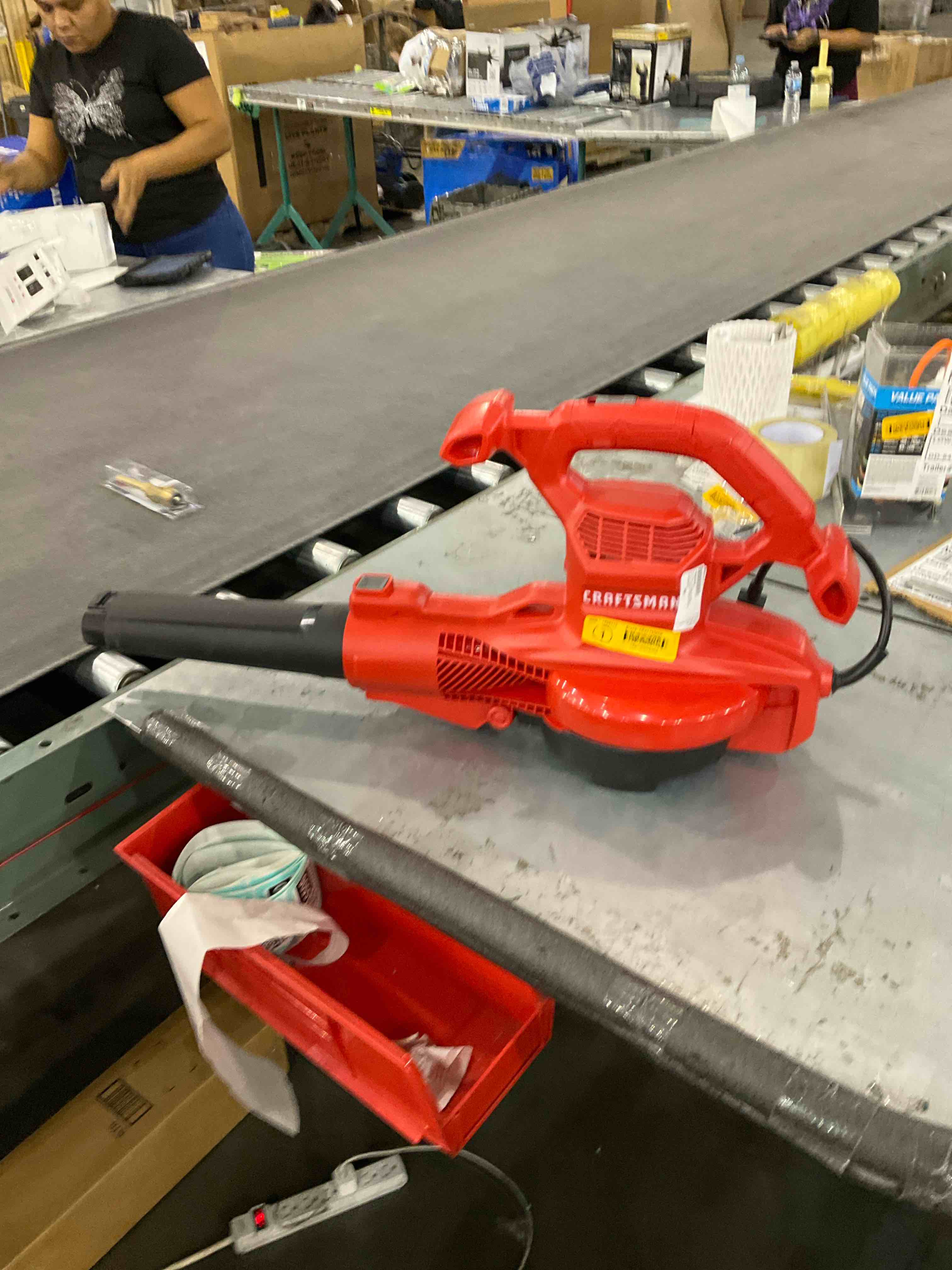 CRAFTSMAN 20V MAX Cordless Leaf Blower Kit with Battery & Charger Included (CMCBL710D1) Red