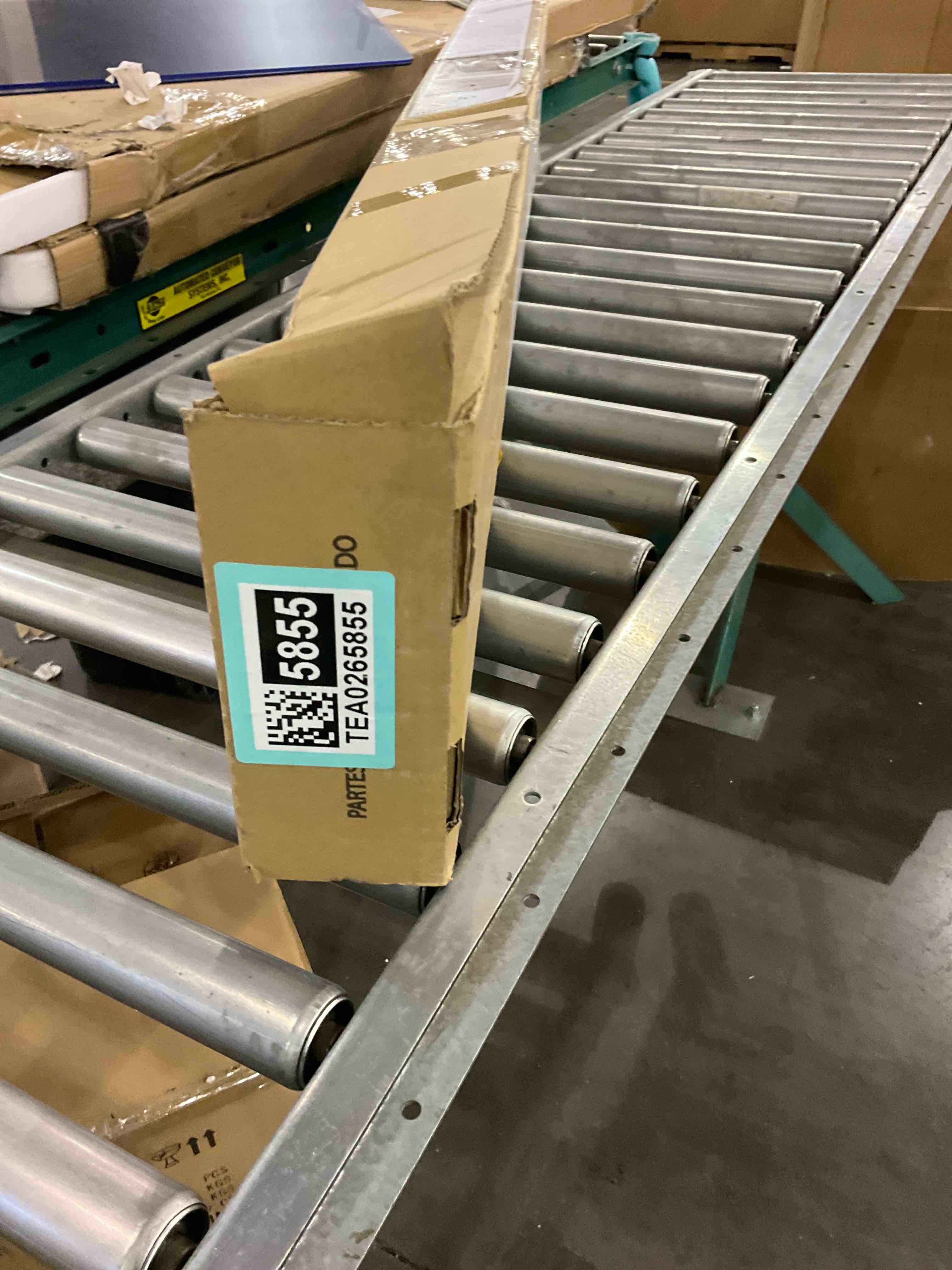 https://s3.amazonaws.com/lotting-images-prod/bidfta/TEA0265855_1730899998963.jpeg