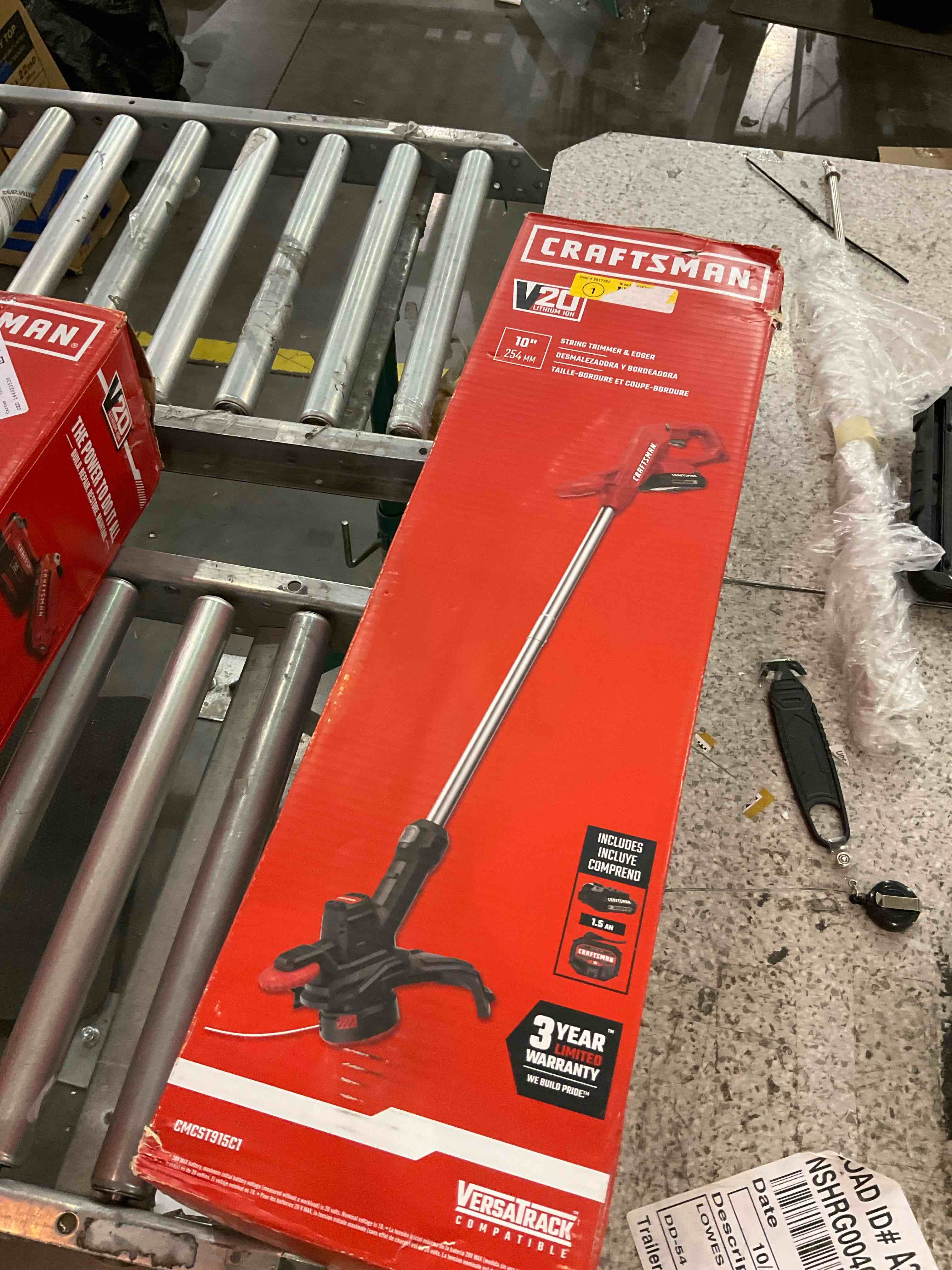 CRAFTSMAN CMCST915C1 V20* Cordless 10 in. WEEDWACKER® String Trimmer and Edger Kit