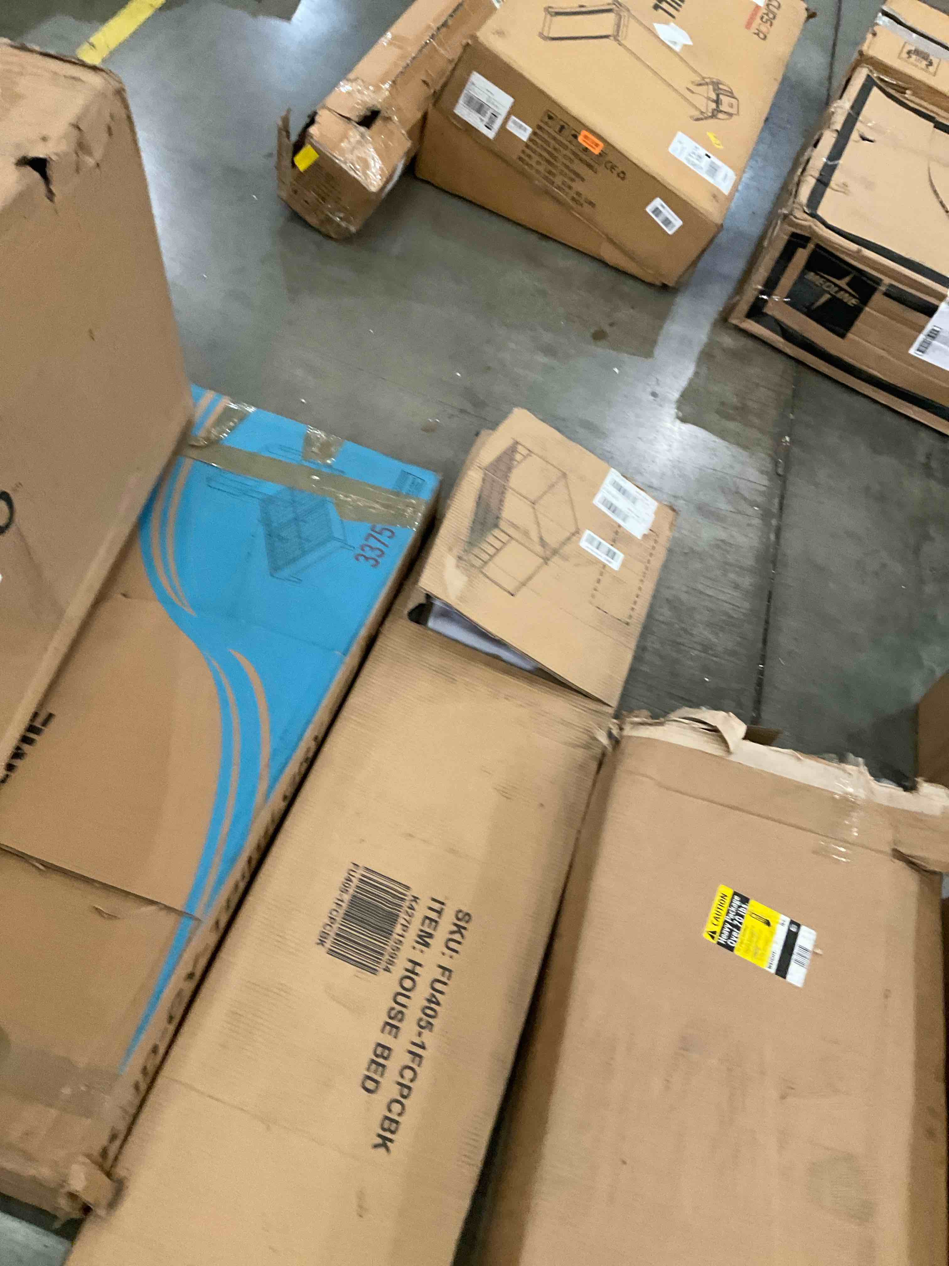 https://s3.amazonaws.com/lotting-images-prod/bidfta/TEA0266284_1737394769802.jpeg