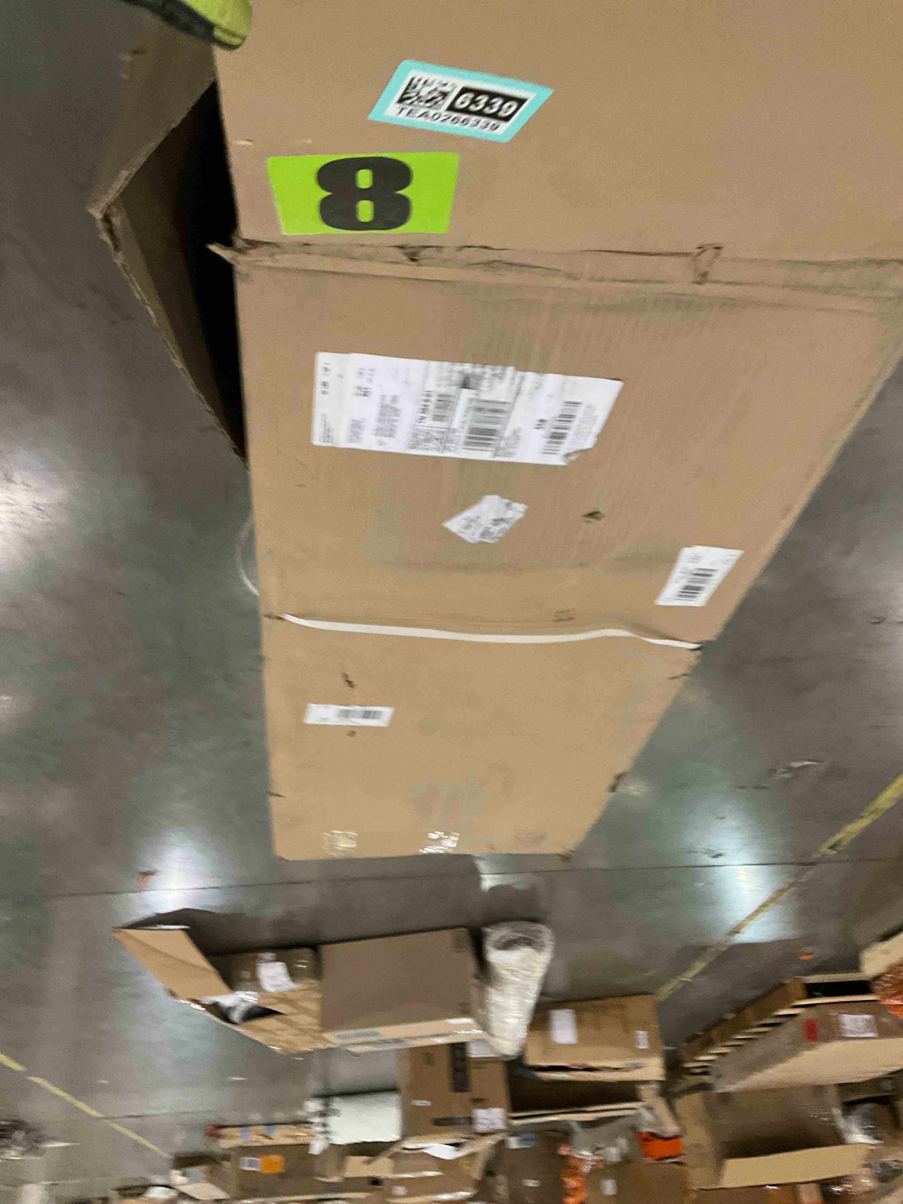 https://s3.amazonaws.com/lotting-images-prod/bidfta/TEA0266339_1737388091019.jpeg