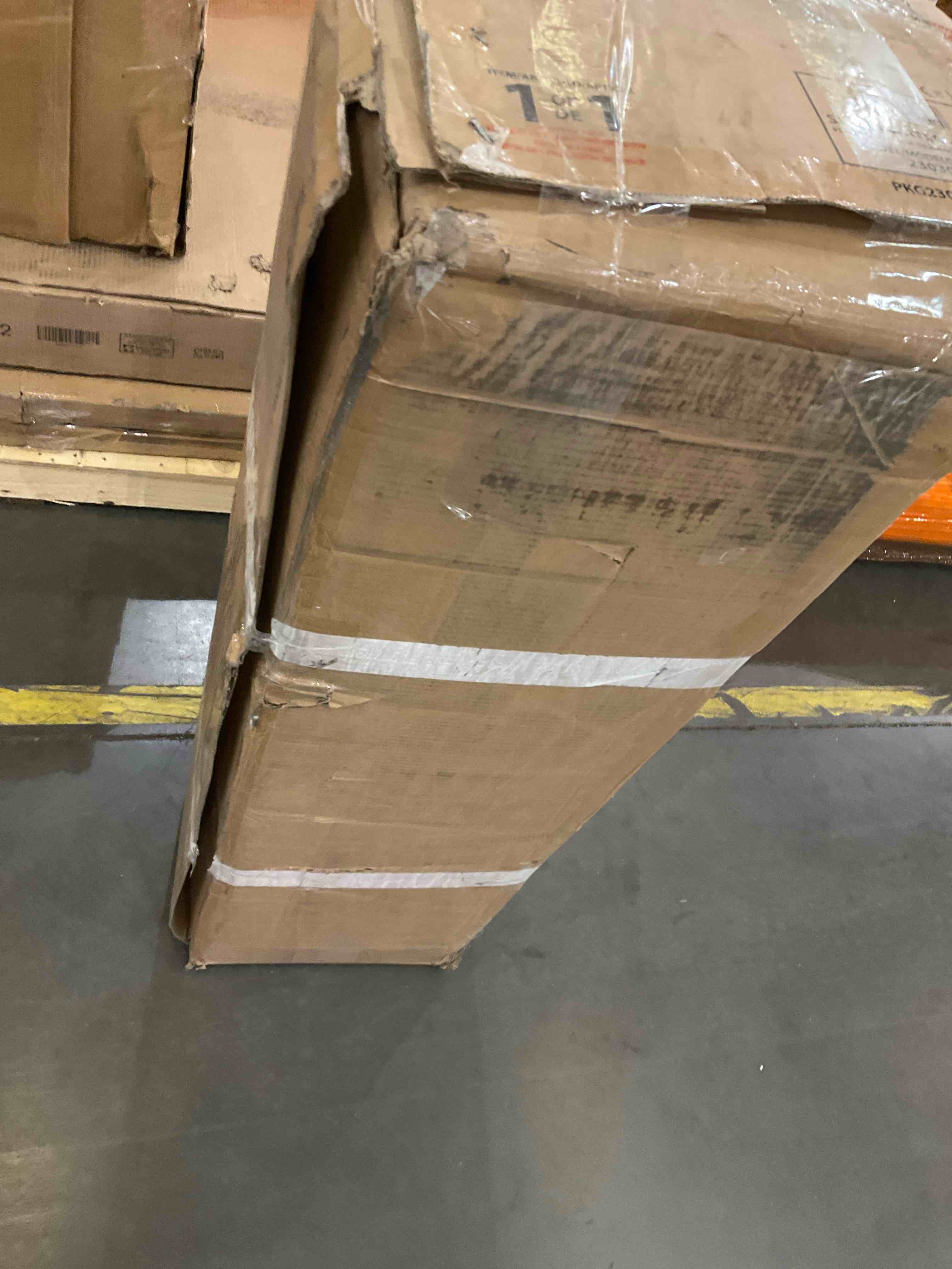https://s3.amazonaws.com/lotting-images-prod/bidfta/TEA0267134_1736957849595.jpeg