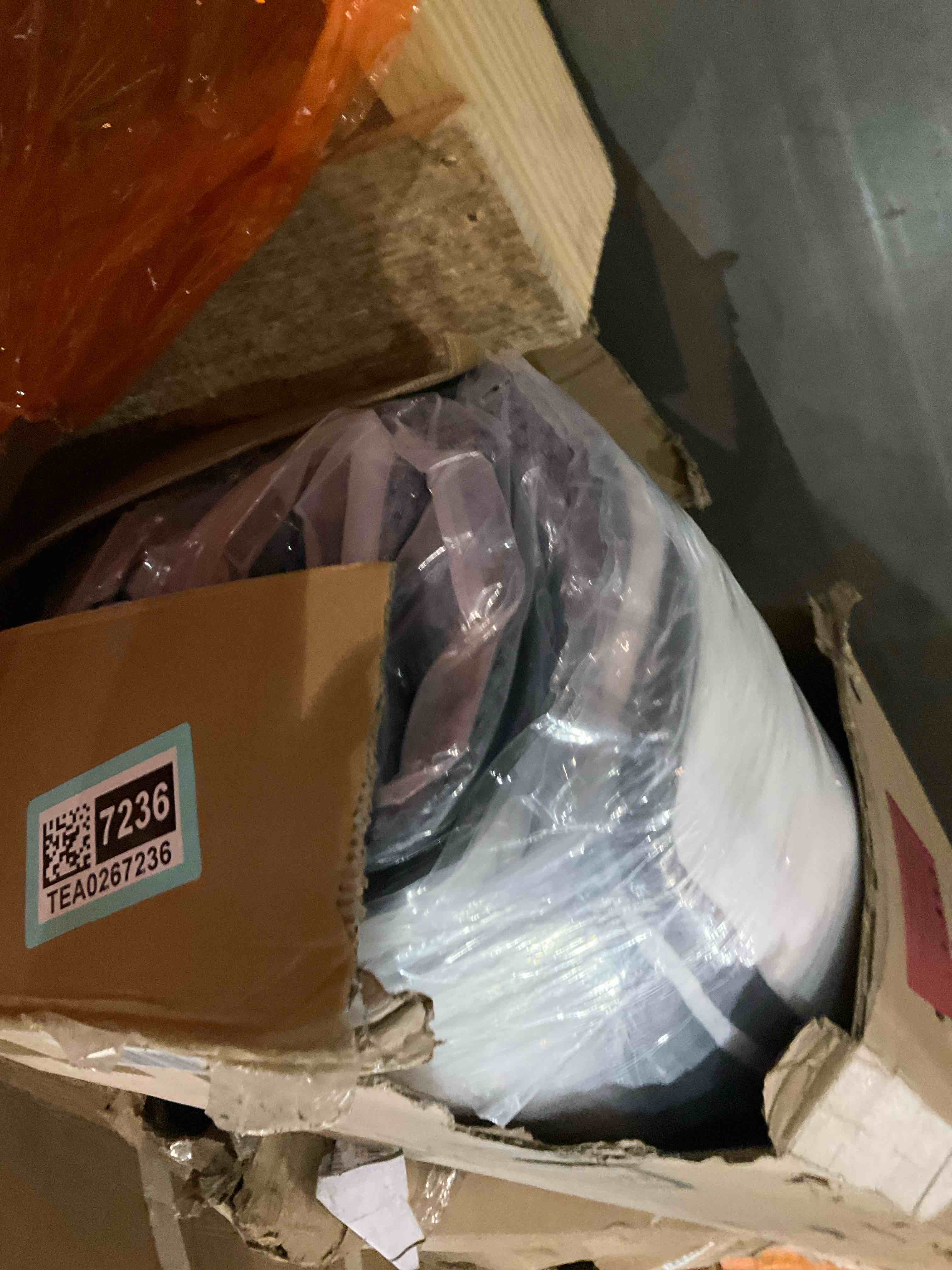 https://s3.amazonaws.com/lotting-images-prod/bidfta/TEA0267236_1736945982959.jpeg