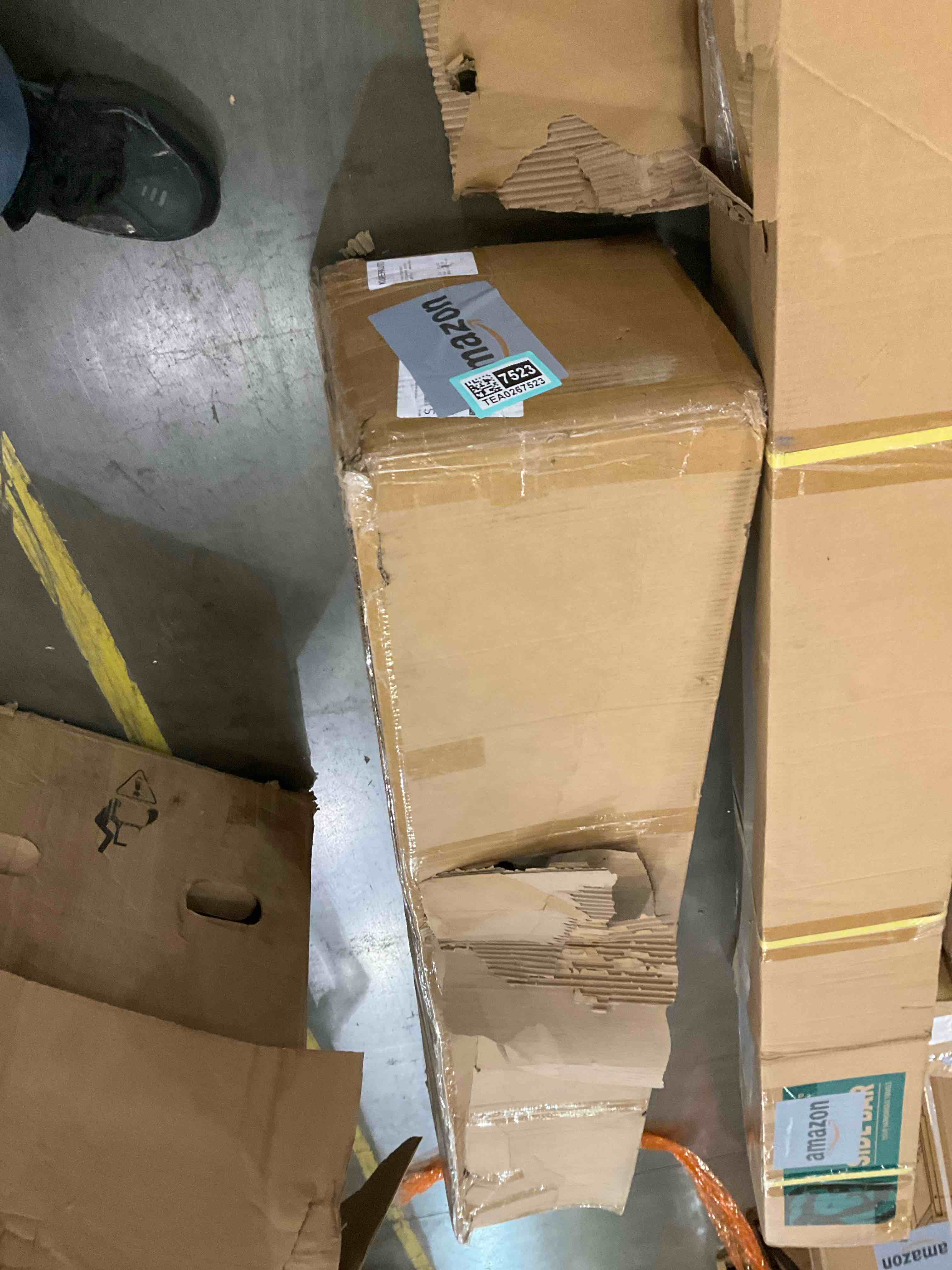 https://s3.amazonaws.com/lotting-images-prod/bidfta/TEA0267523_1736873693519.jpeg