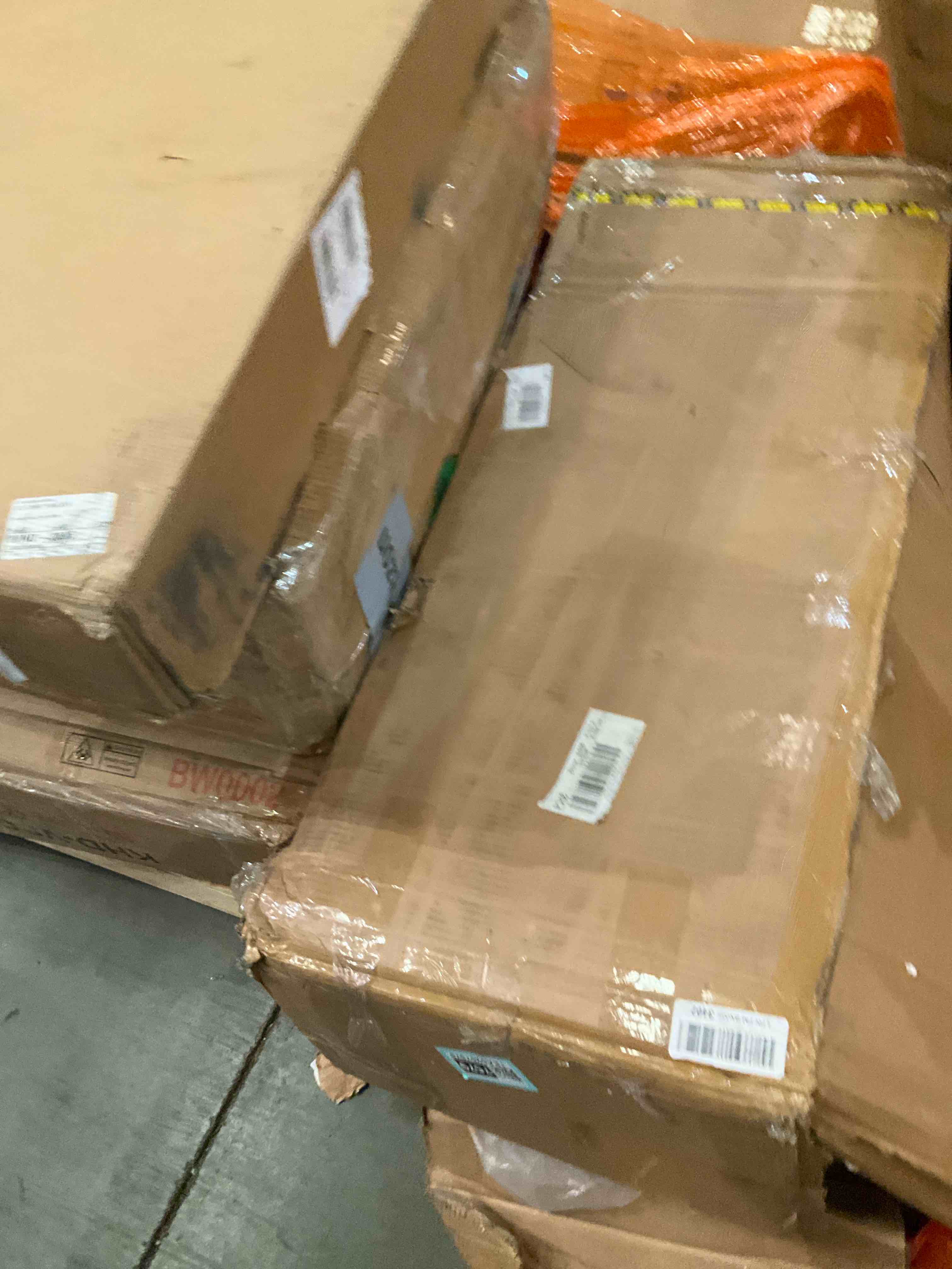 https://s3.amazonaws.com/lotting-images-prod/bidfta/TEA0267579_1736868248674.jpeg