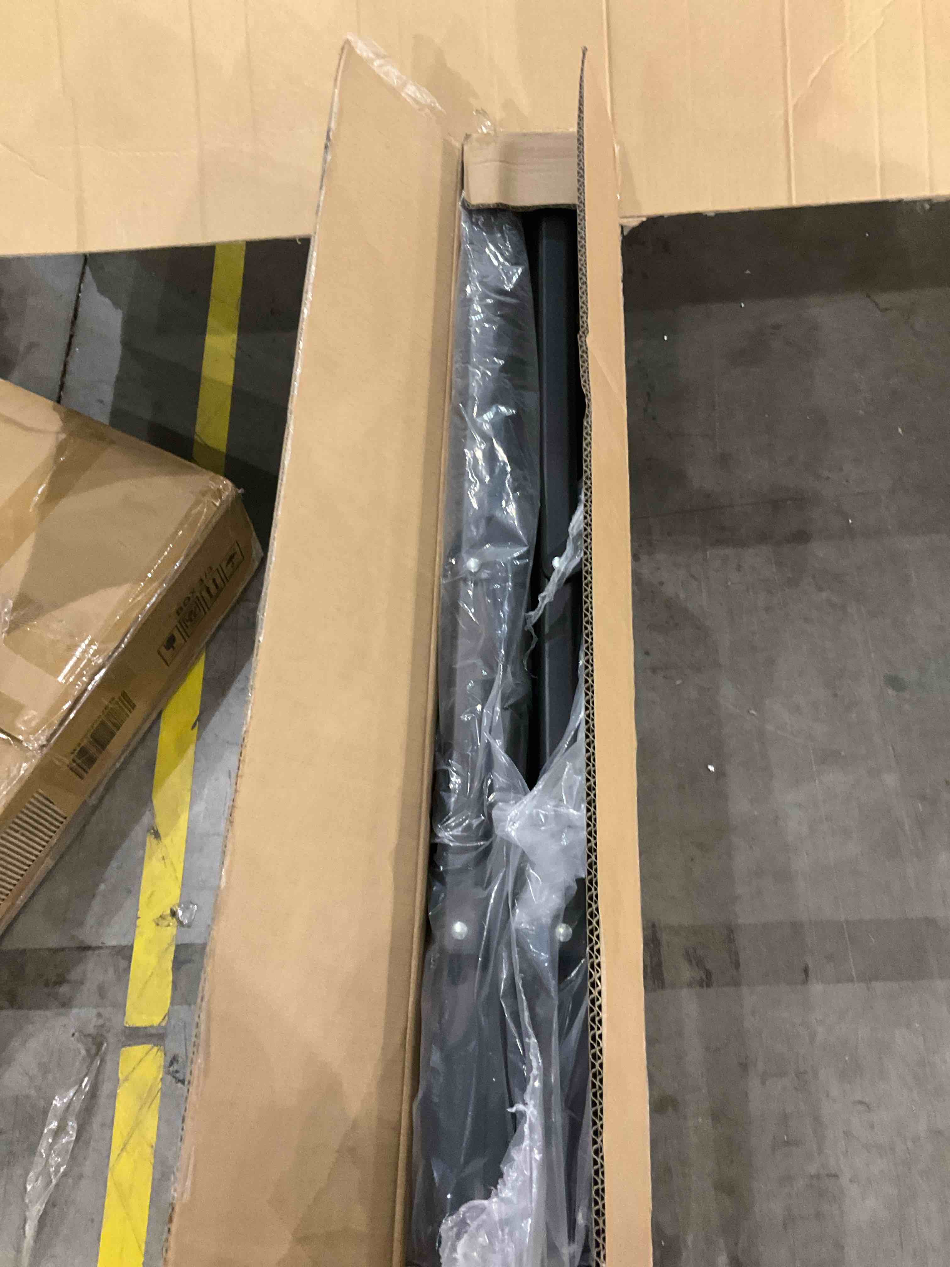 https://s3.amazonaws.com/lotting-images-prod/bidfta/TEA0268423_1732538934523.jpeg