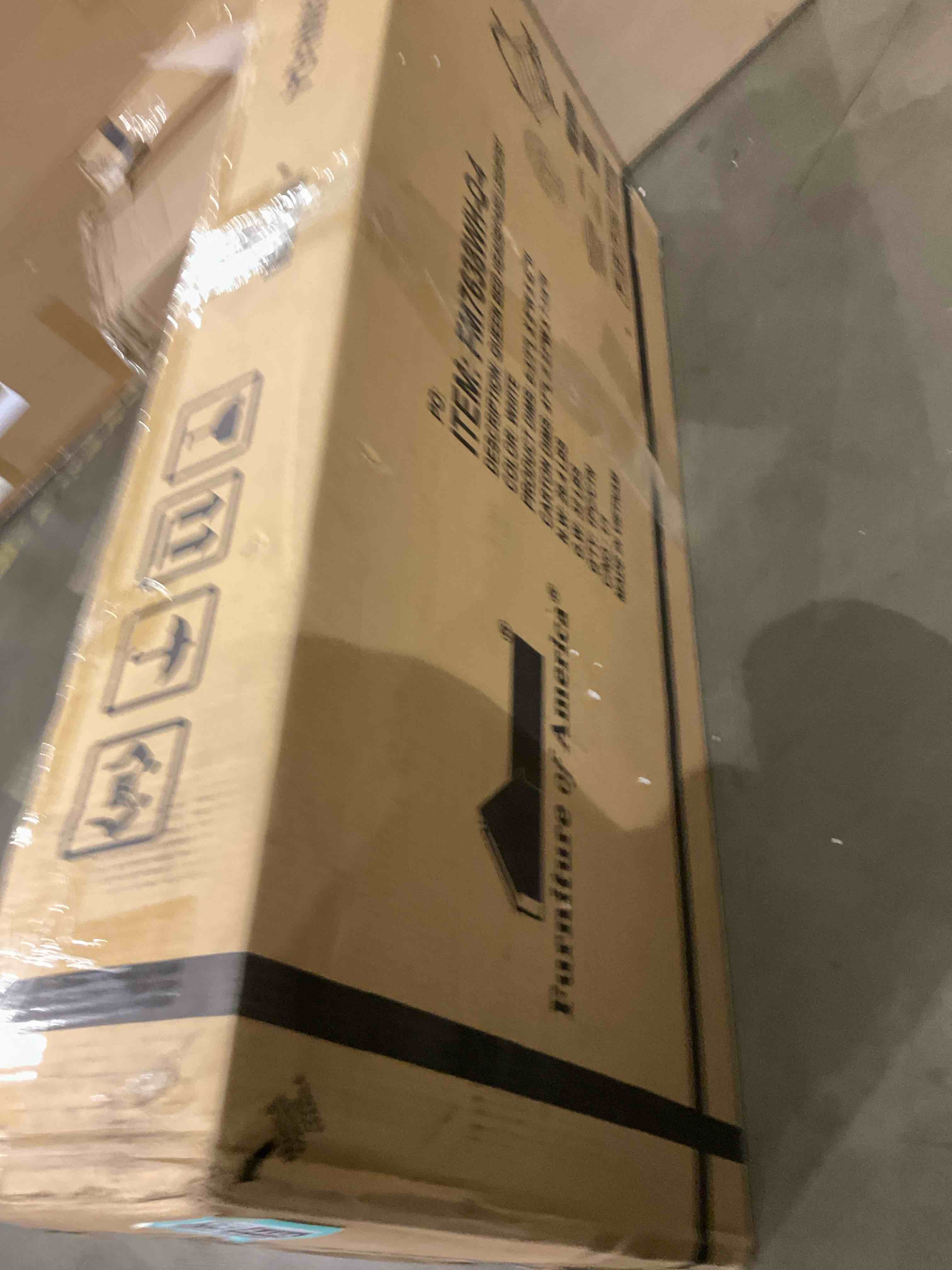 franks bed carved details