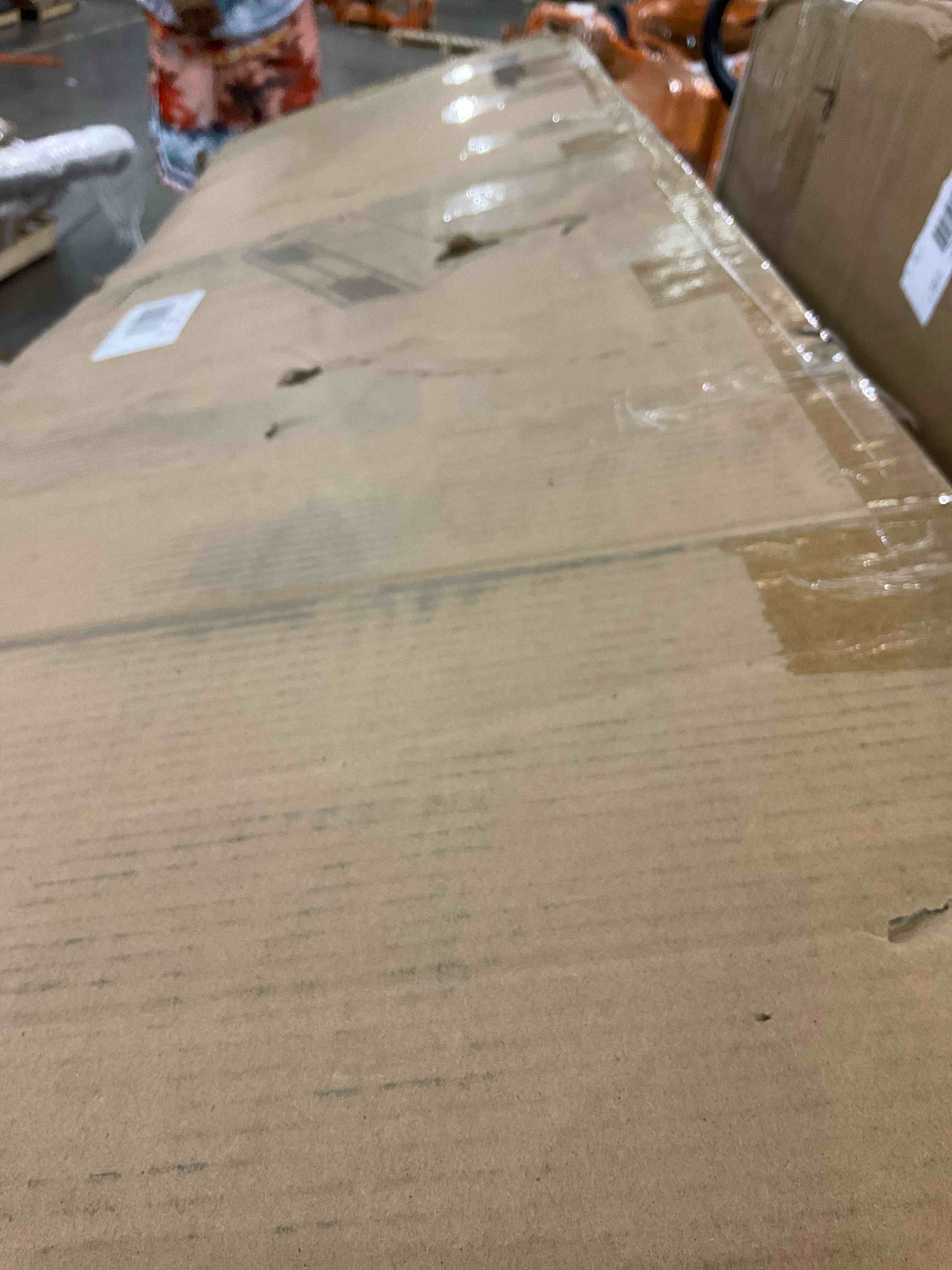 https://s3.amazonaws.com/lotting-images-prod/bidfta/TEA0269621_1730917902344.jpeg