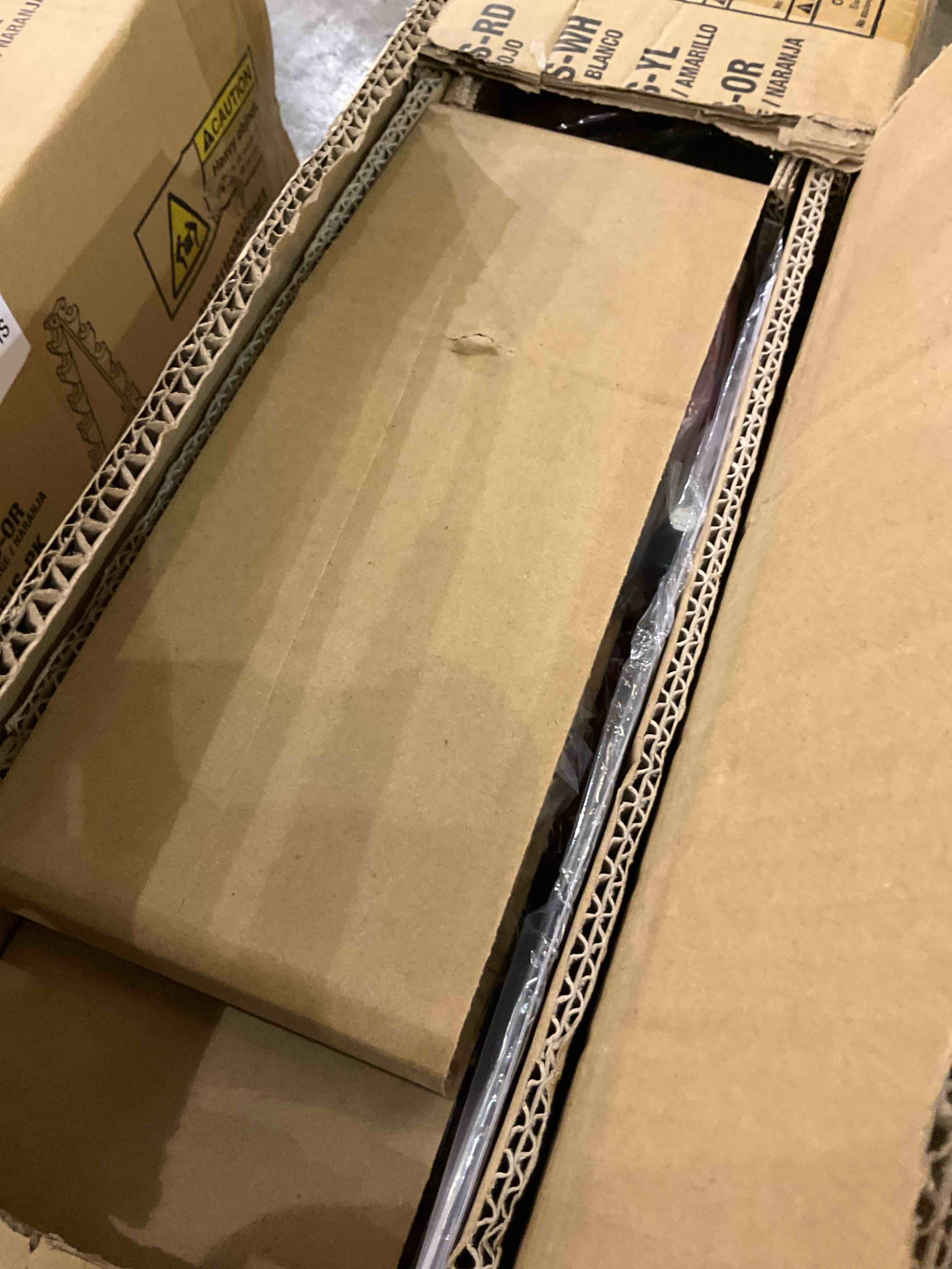 https://s3.amazonaws.com/lotting-images-prod/bidfta/TEA0269657_1730911164747.jpeg