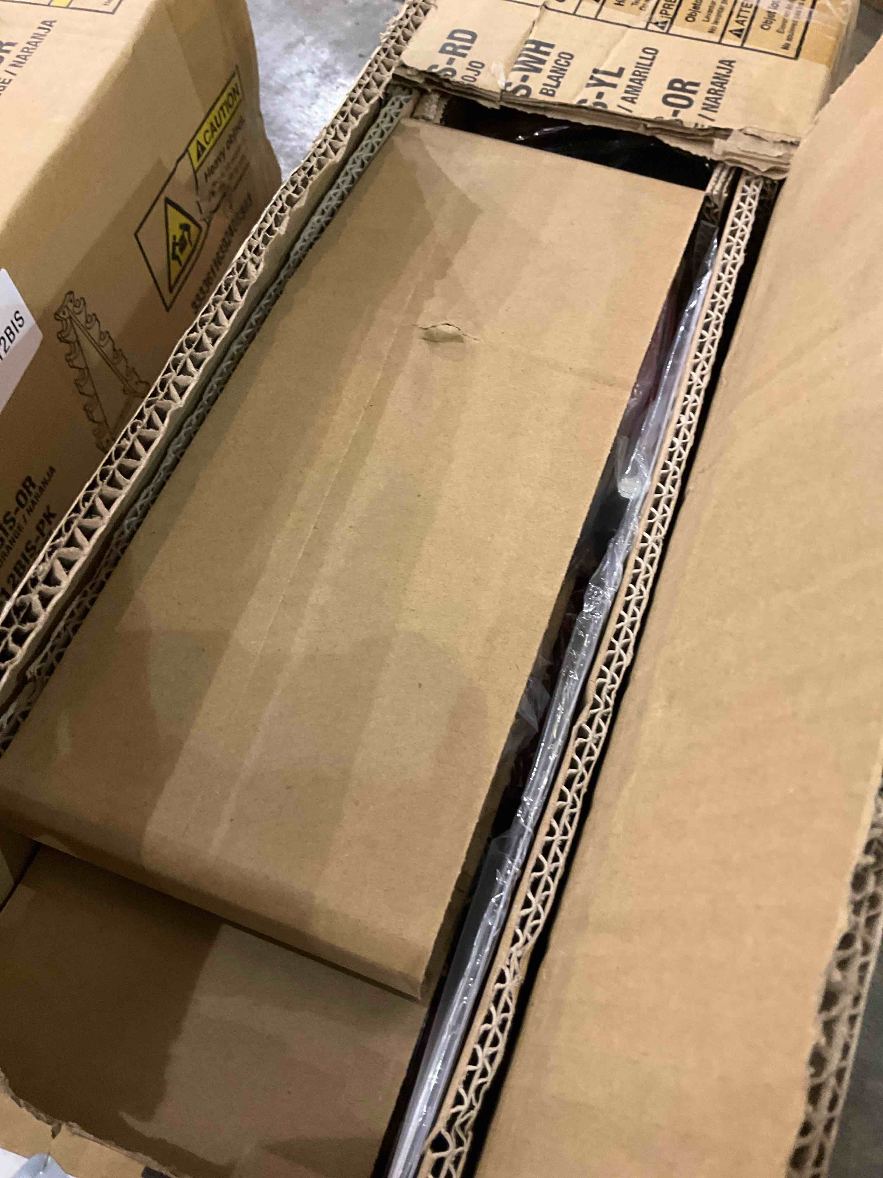 https://s3.amazonaws.com/lotting-images-prod/bidfta/TEA0269657_1730911165657.jpeg