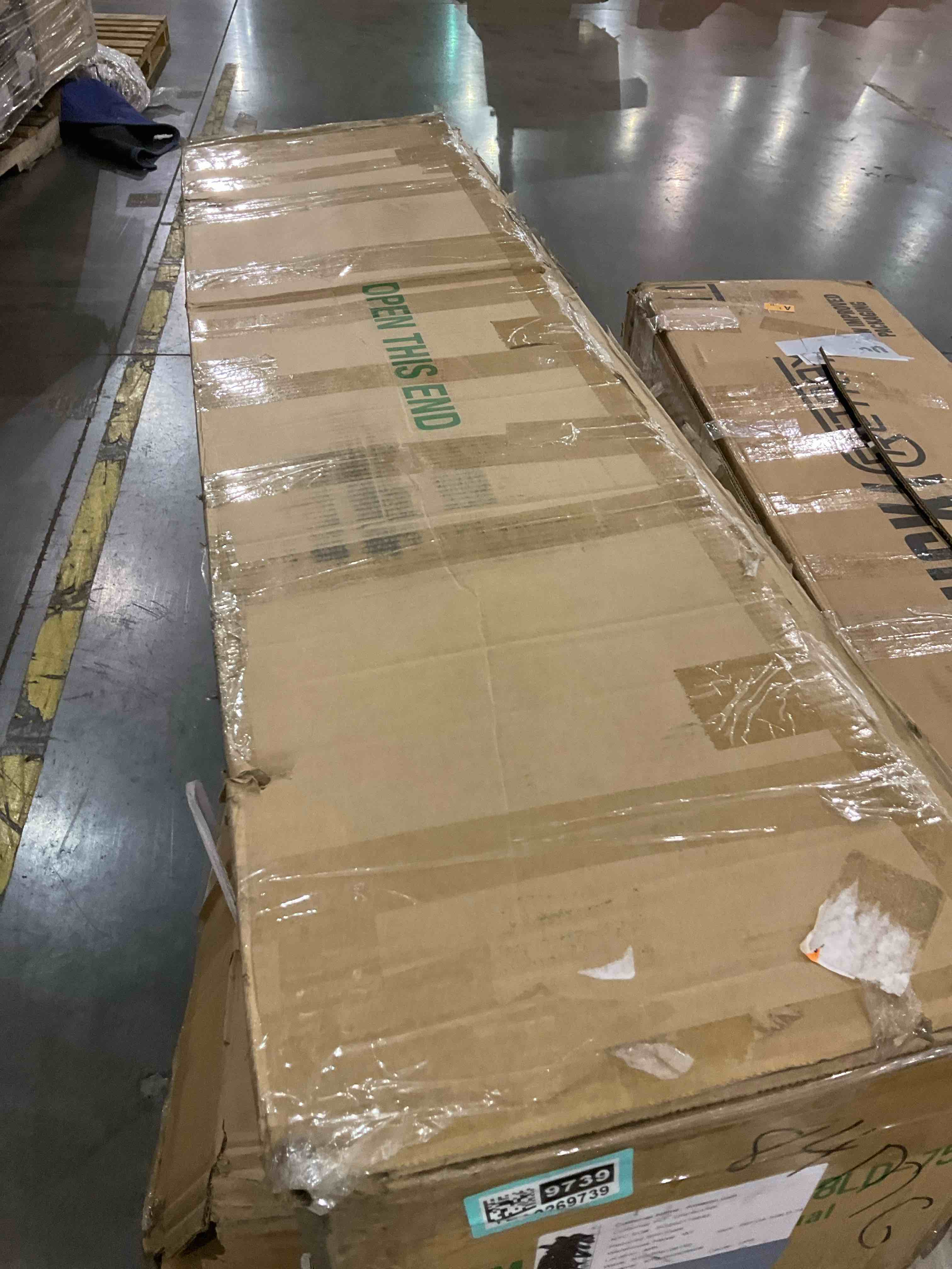 https://s3.amazonaws.com/lotting-images-prod/bidfta/TEA0269739_1730898460166.jpeg