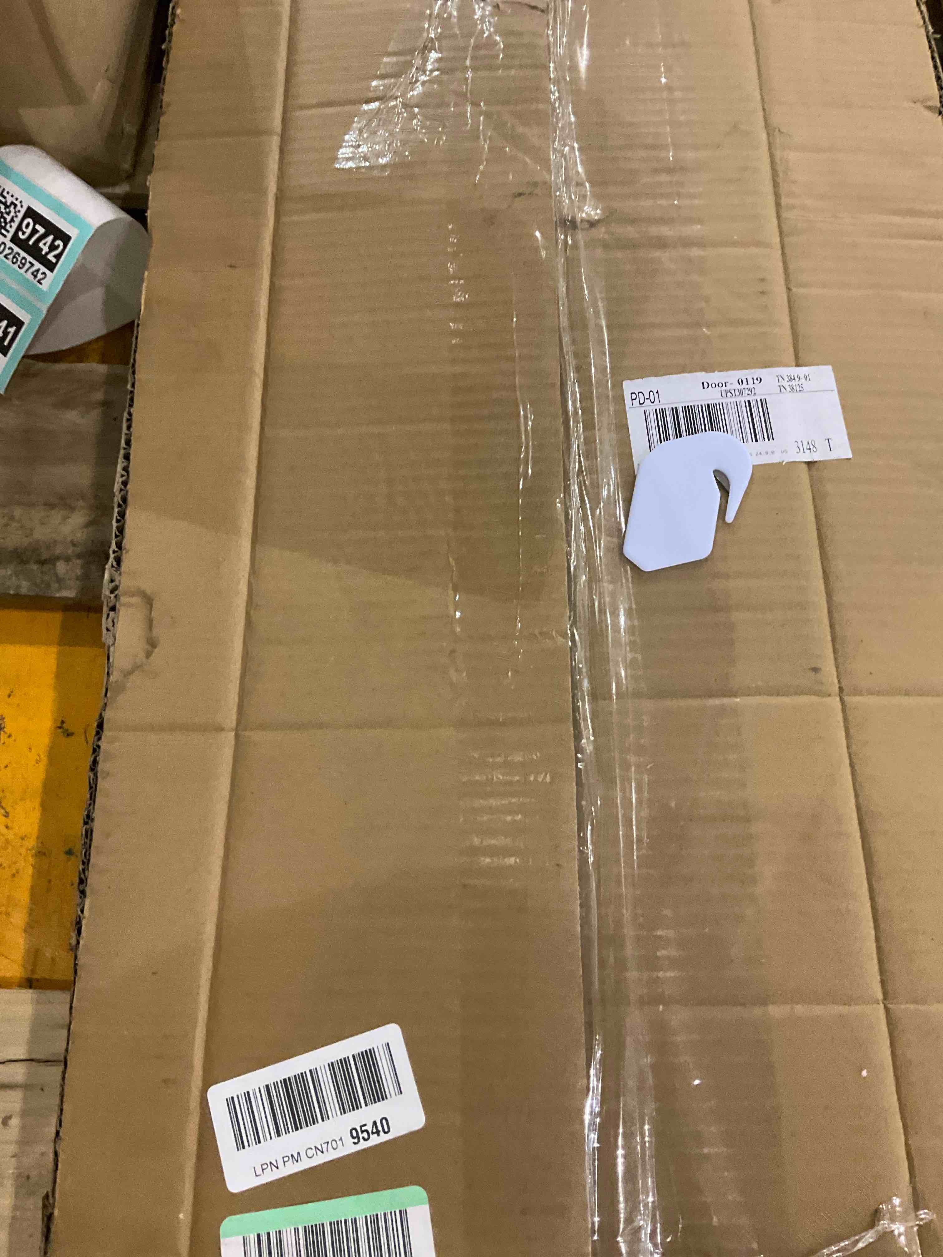 https://s3.amazonaws.com/lotting-images-prod/bidfta/TEA0269741_1730897640218.jpeg