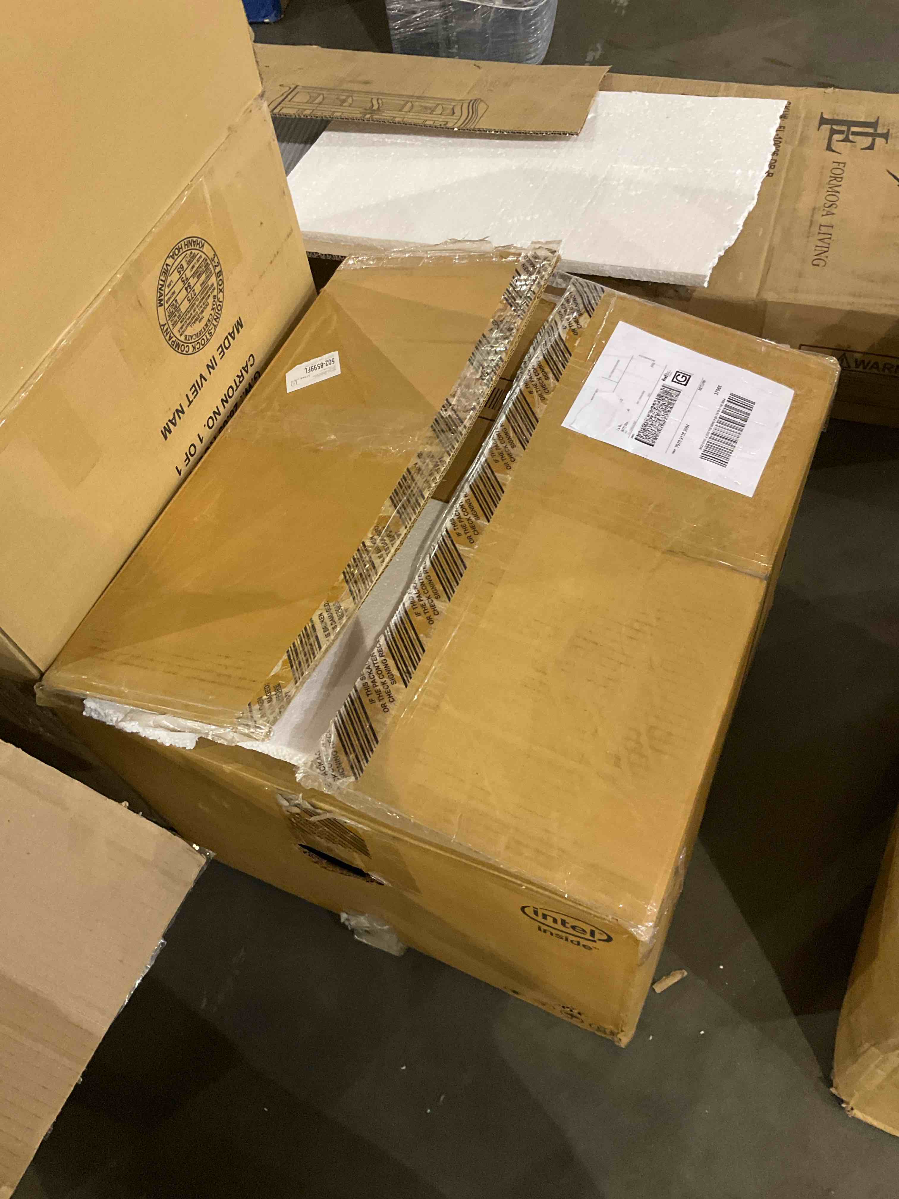 10 Drawer 70" W Dresser With LED Light, Sockets, USB Port, And Type-C Port