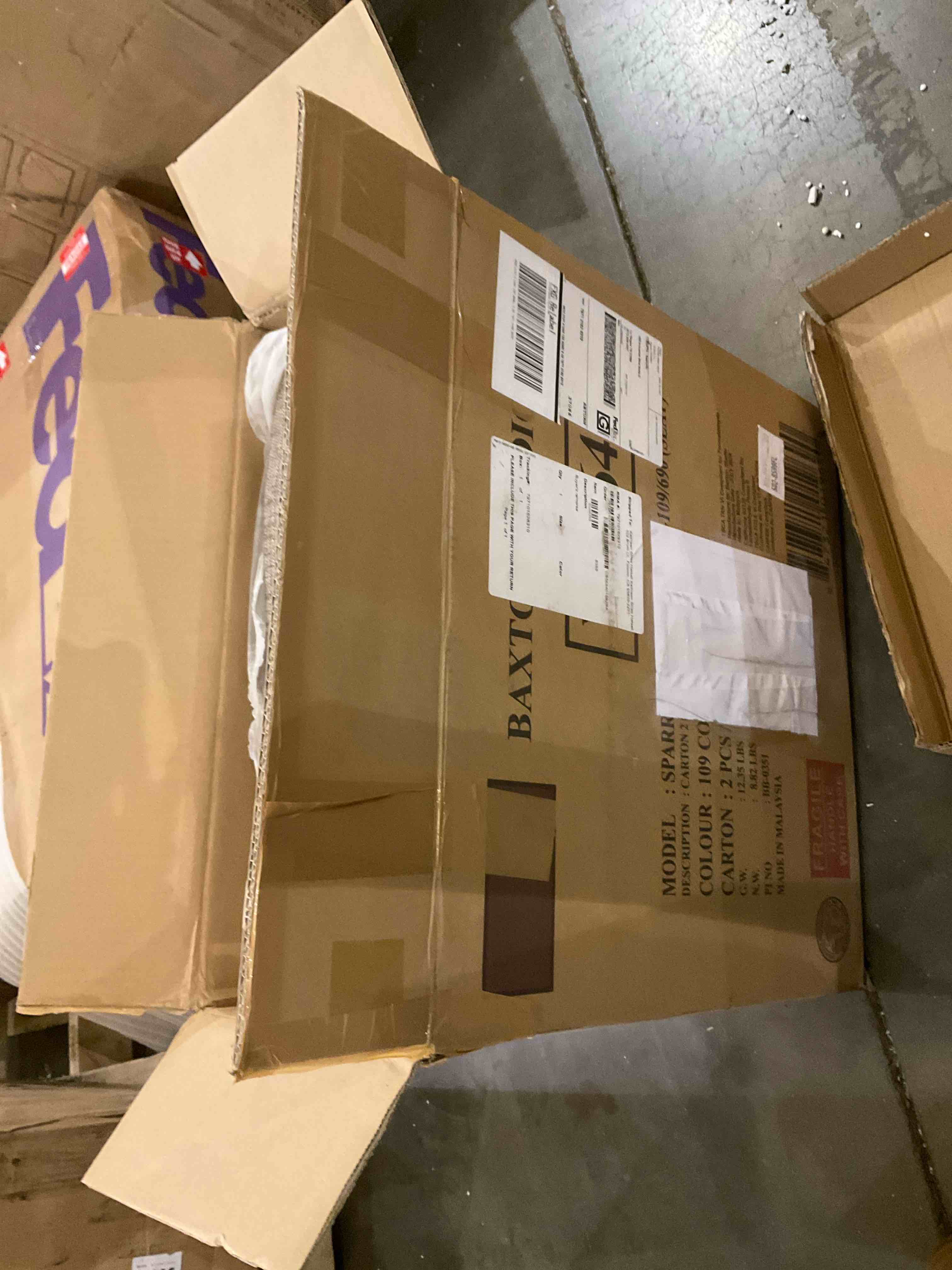 https://s3.amazonaws.com/lotting-images-prod/bidfta/TEA0270312_1737142700079.jpeg