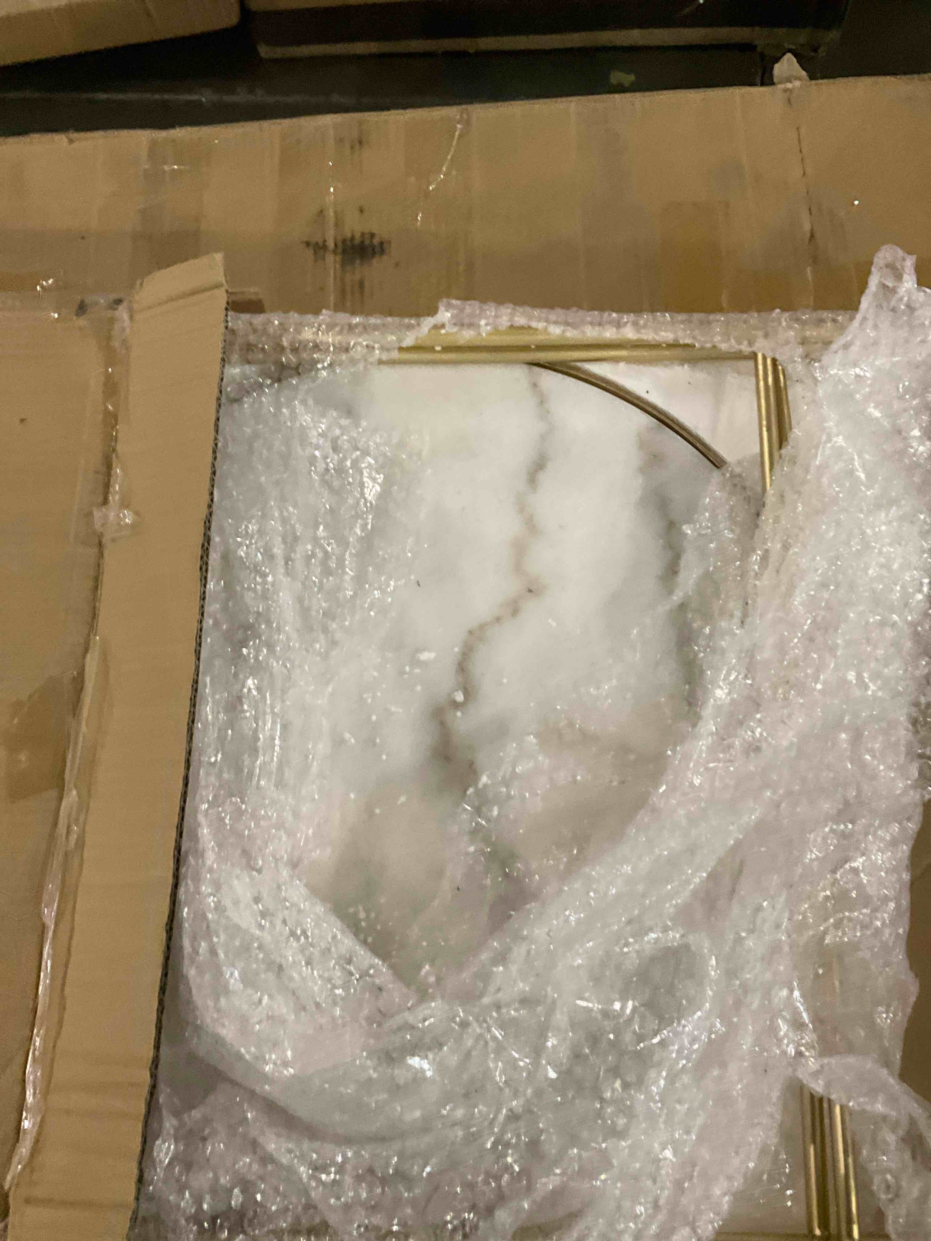 https://s3.amazonaws.com/lotting-images-prod/bidfta/TEA0271377_1736349471214.jpeg