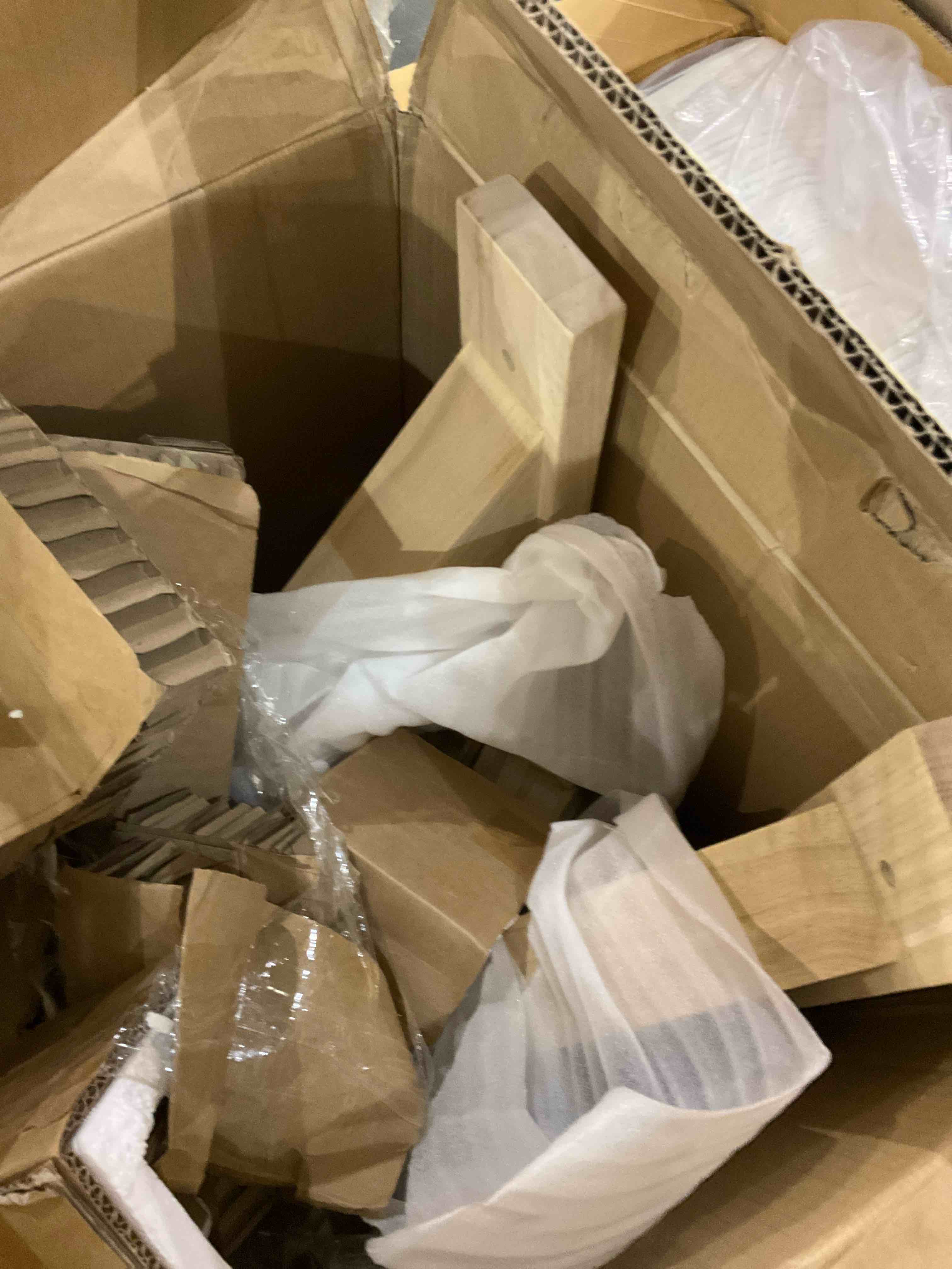 https://s3.amazonaws.com/lotting-images-prod/bidfta/TEA0271502_1736264521412.jpeg