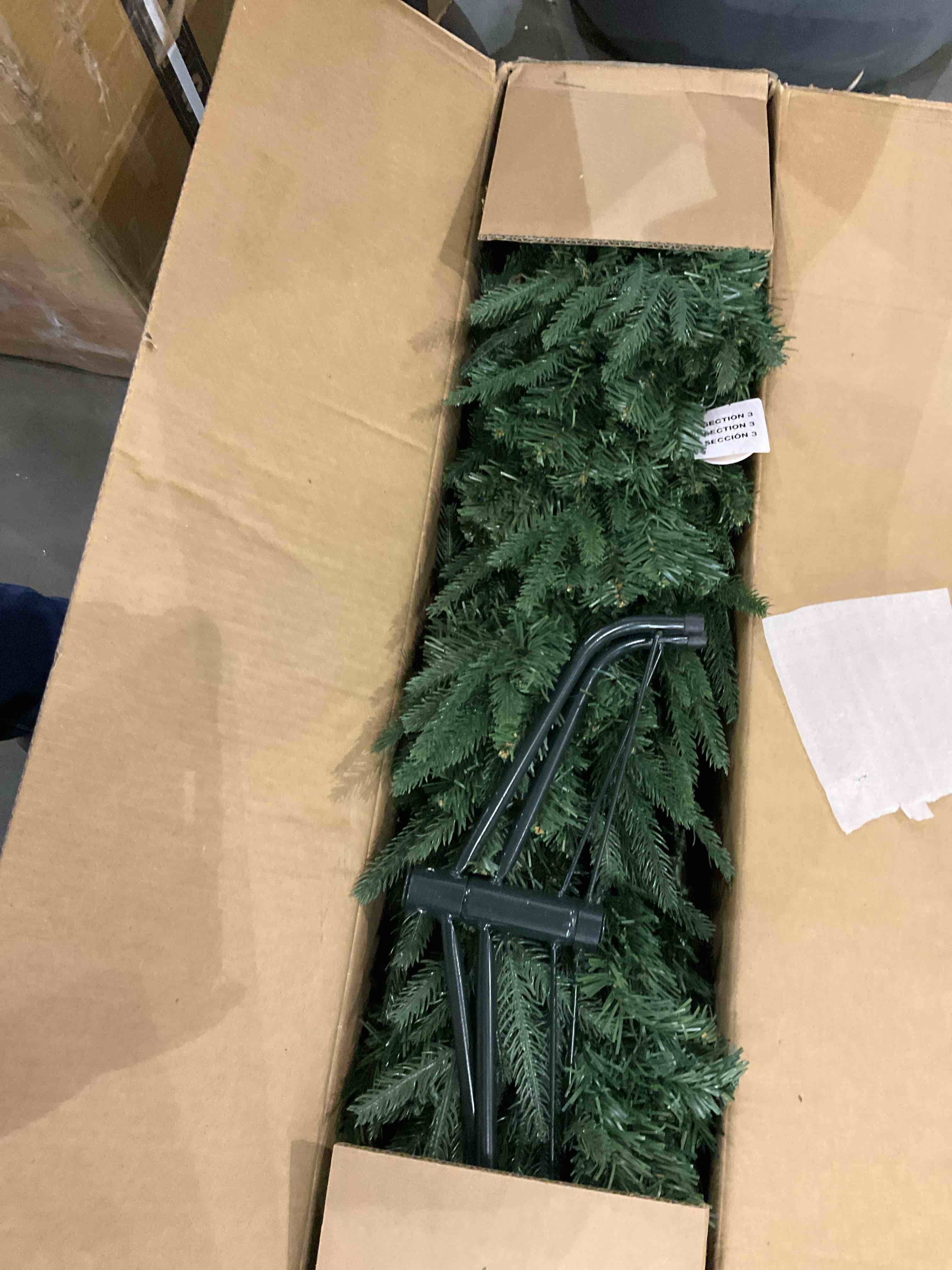Duxbury Light Green Slim Mixed Hinged Tree, Warm White LED Lights