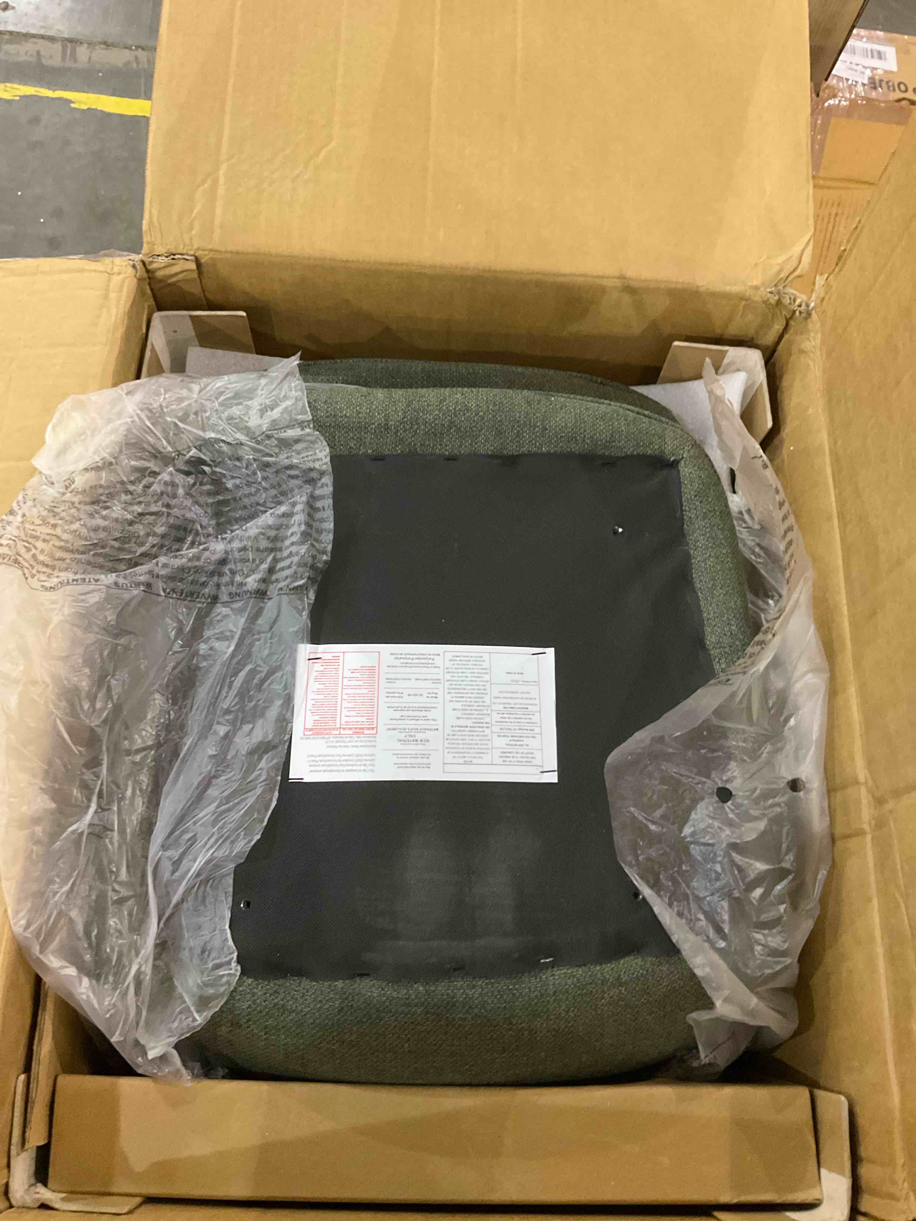https://s3.amazonaws.com/lotting-images-prod/bidfta/TEA0271617_1736182503516.jpeg