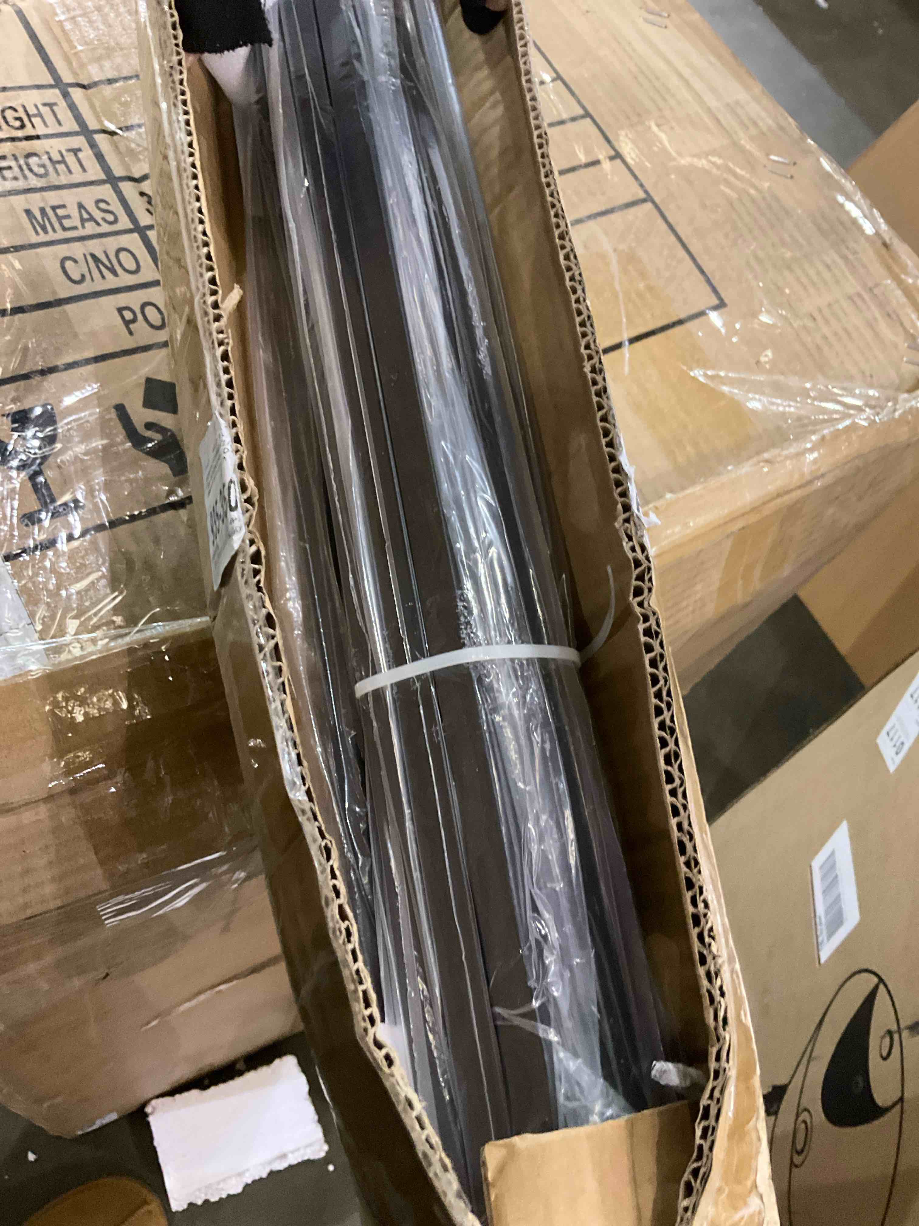 https://s3.amazonaws.com/lotting-images-prod/bidfta/TEA0271631_1736180886984.jpeg