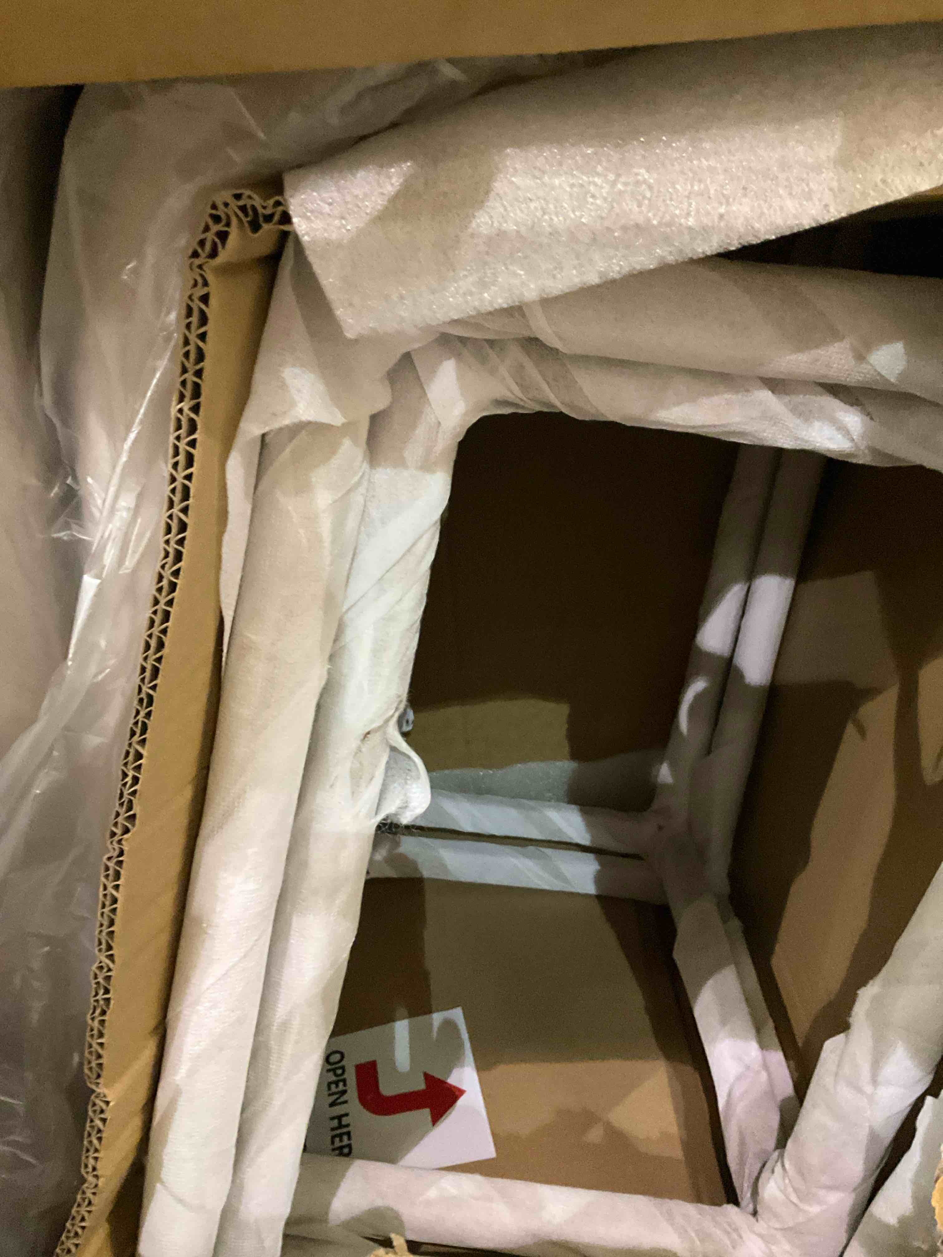 https://s3.amazonaws.com/lotting-images-prod/bidfta/TEA0272287_1736451300282.jpeg