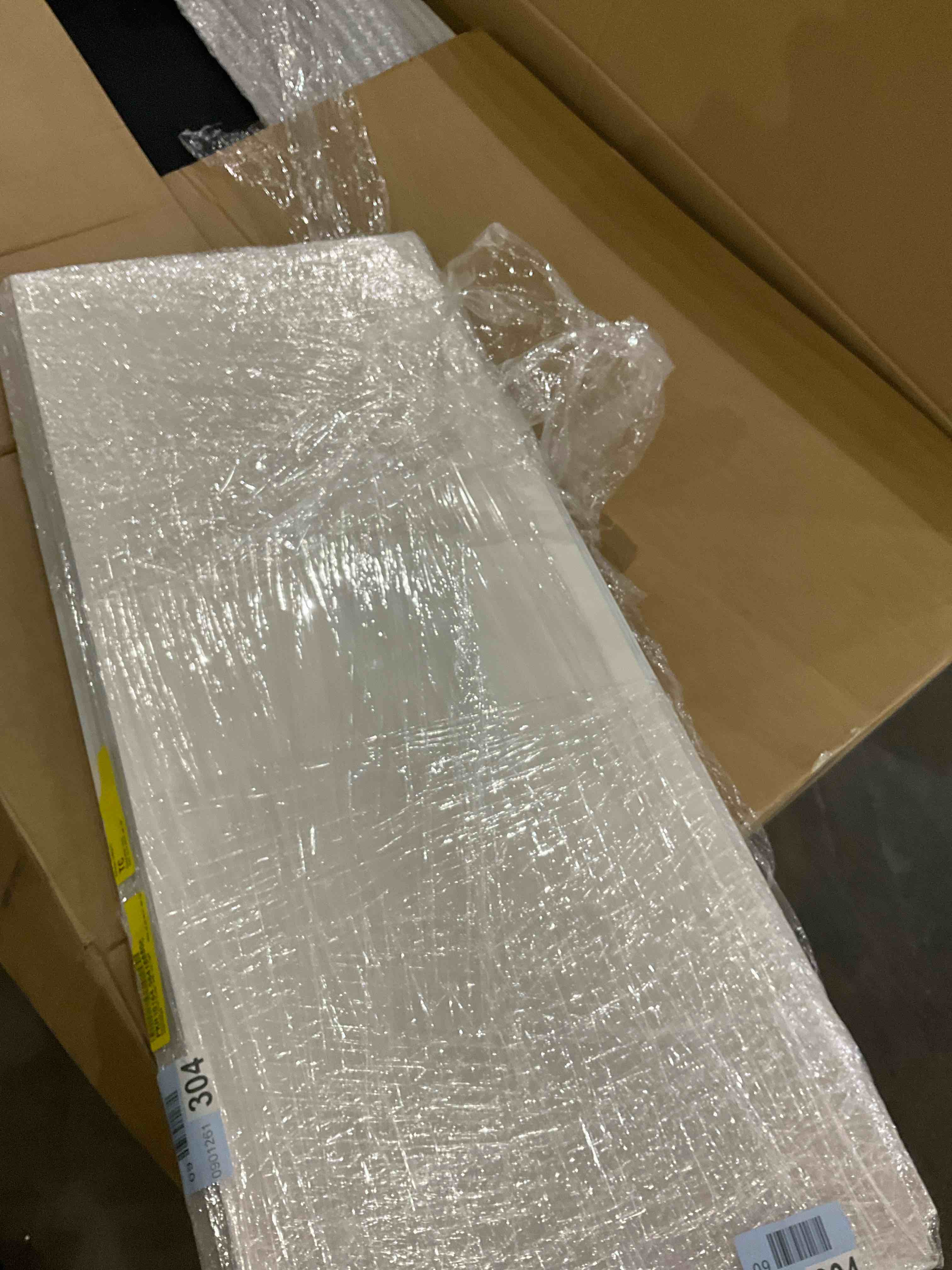 https://s3.amazonaws.com/lotting-images-prod/bidfta/TEA0272451_1736343276712.jpeg