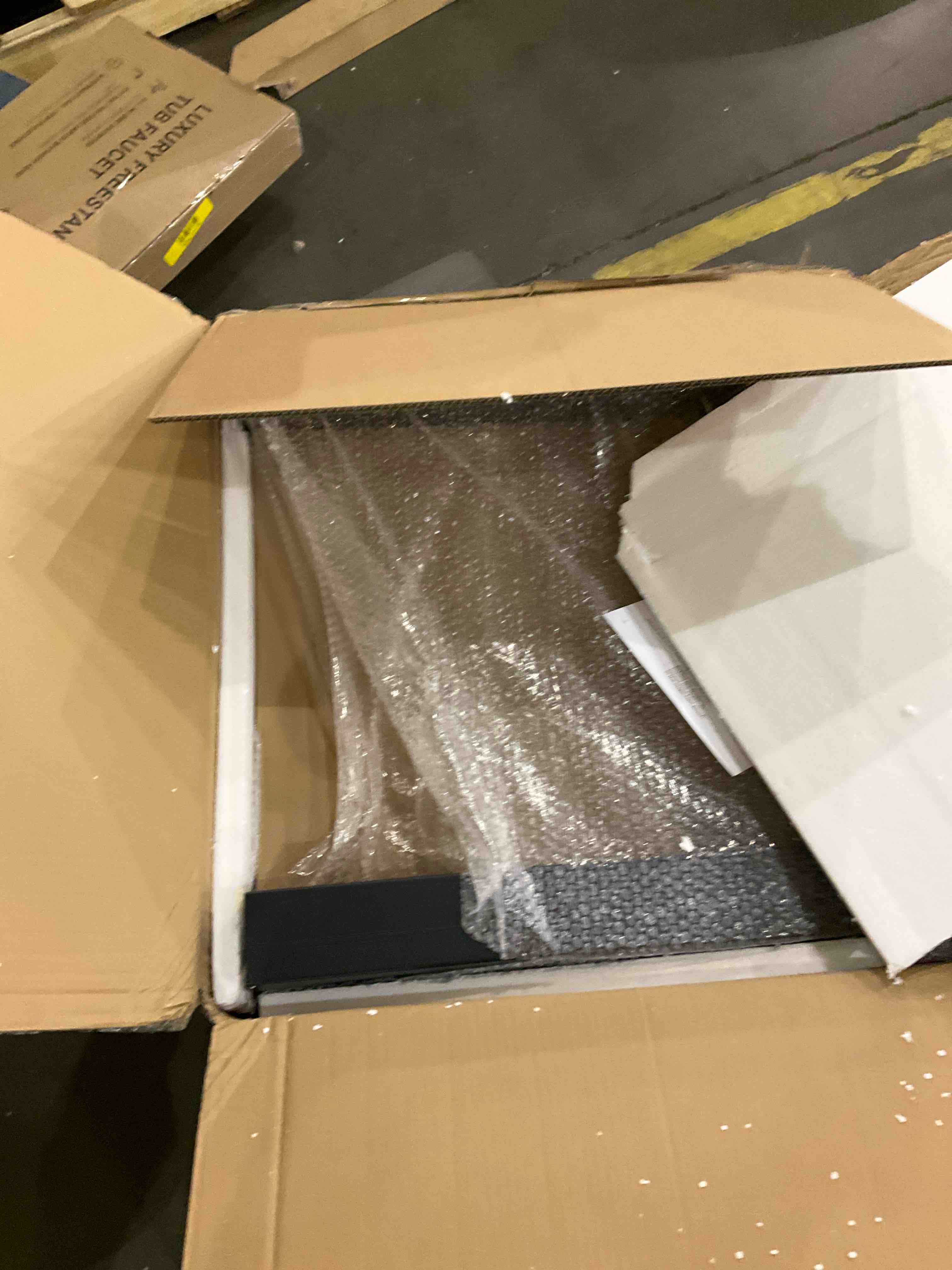 https://s3.amazonaws.com/lotting-images-prod/bidfta/TEA0272467_1736339709432.jpeg