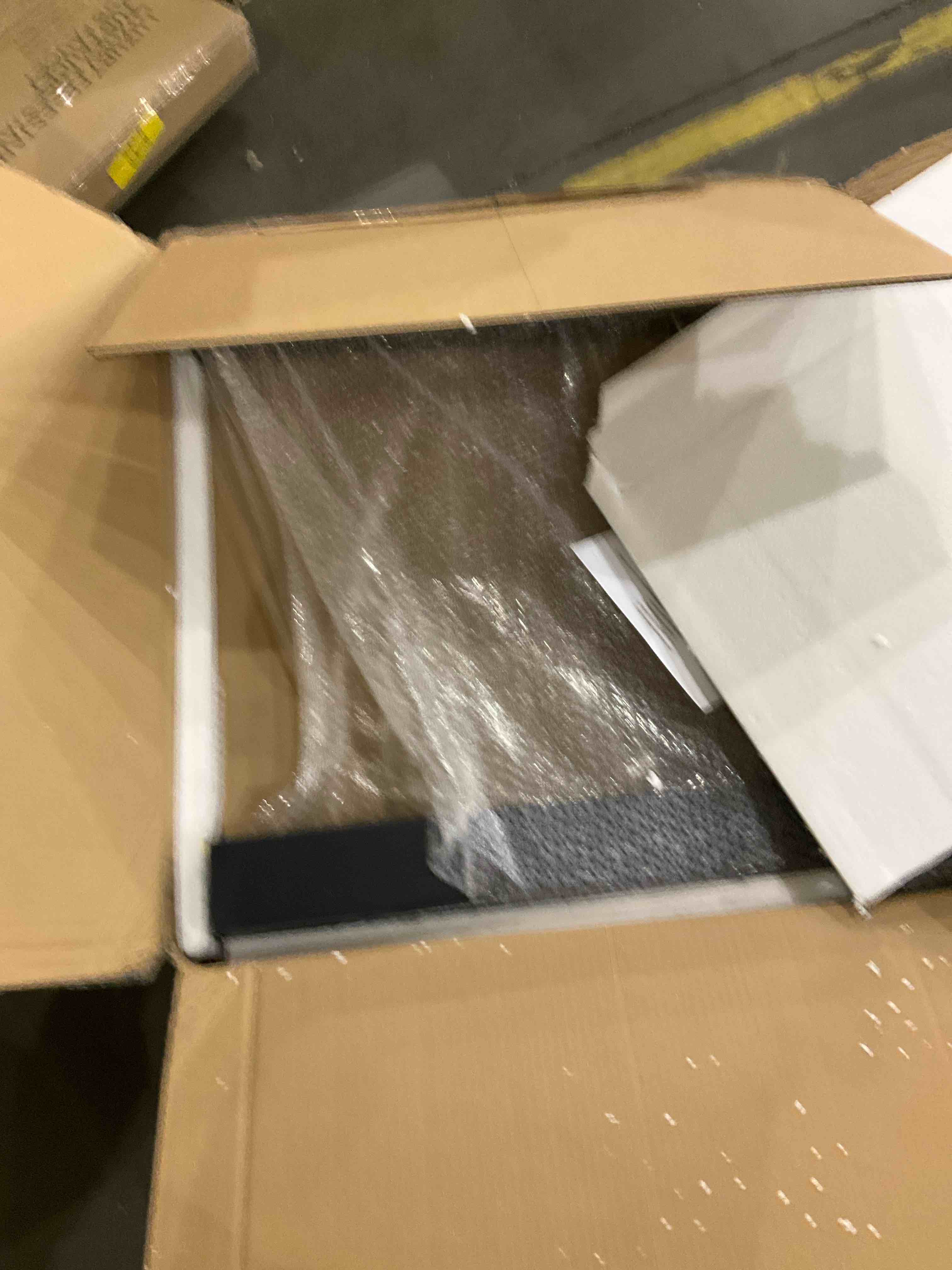 https://s3.amazonaws.com/lotting-images-prod/bidfta/TEA0272467_1736339710632.jpeg