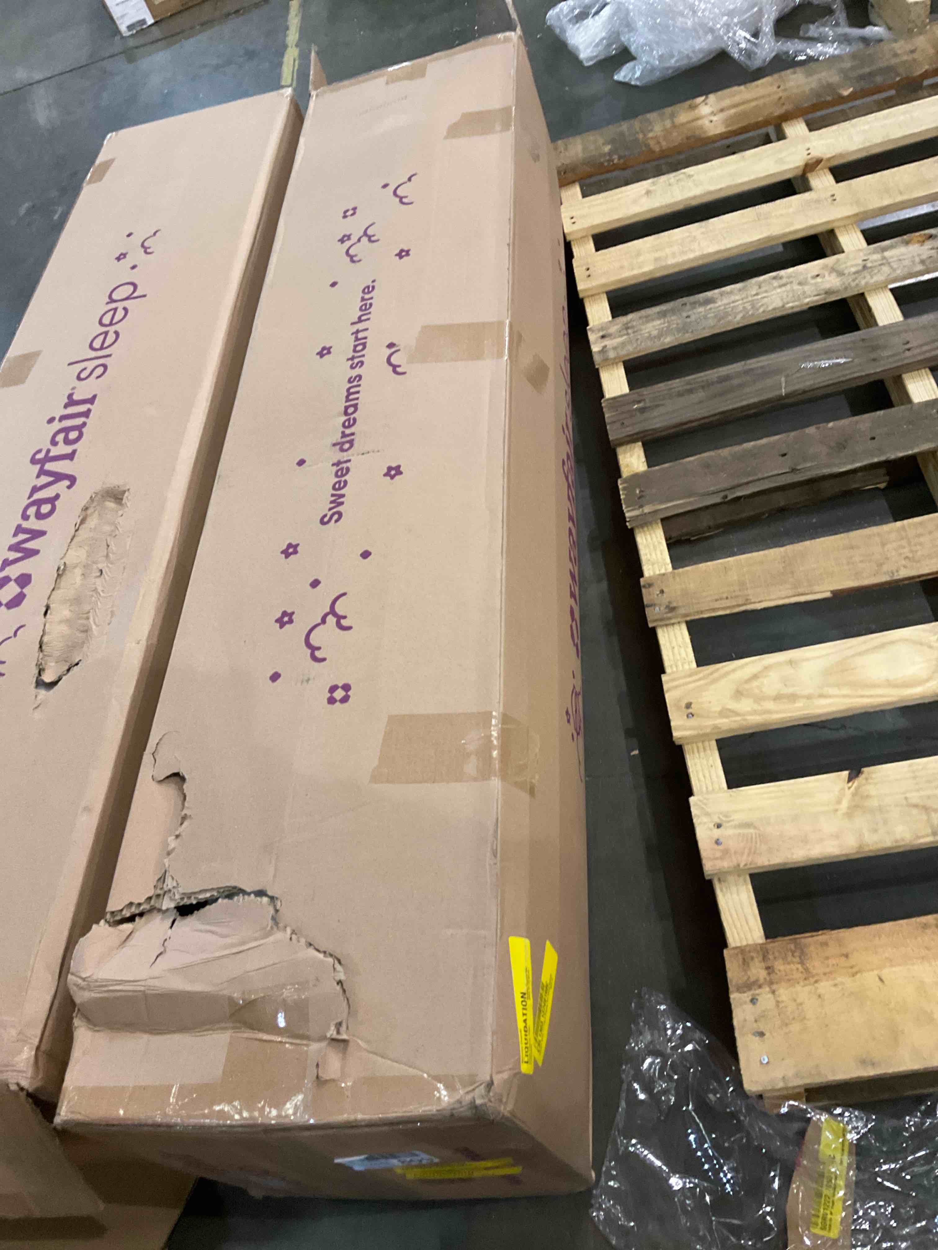 Wayfair Sleep 14" Plush Cooling Gel Hybrid Mattress