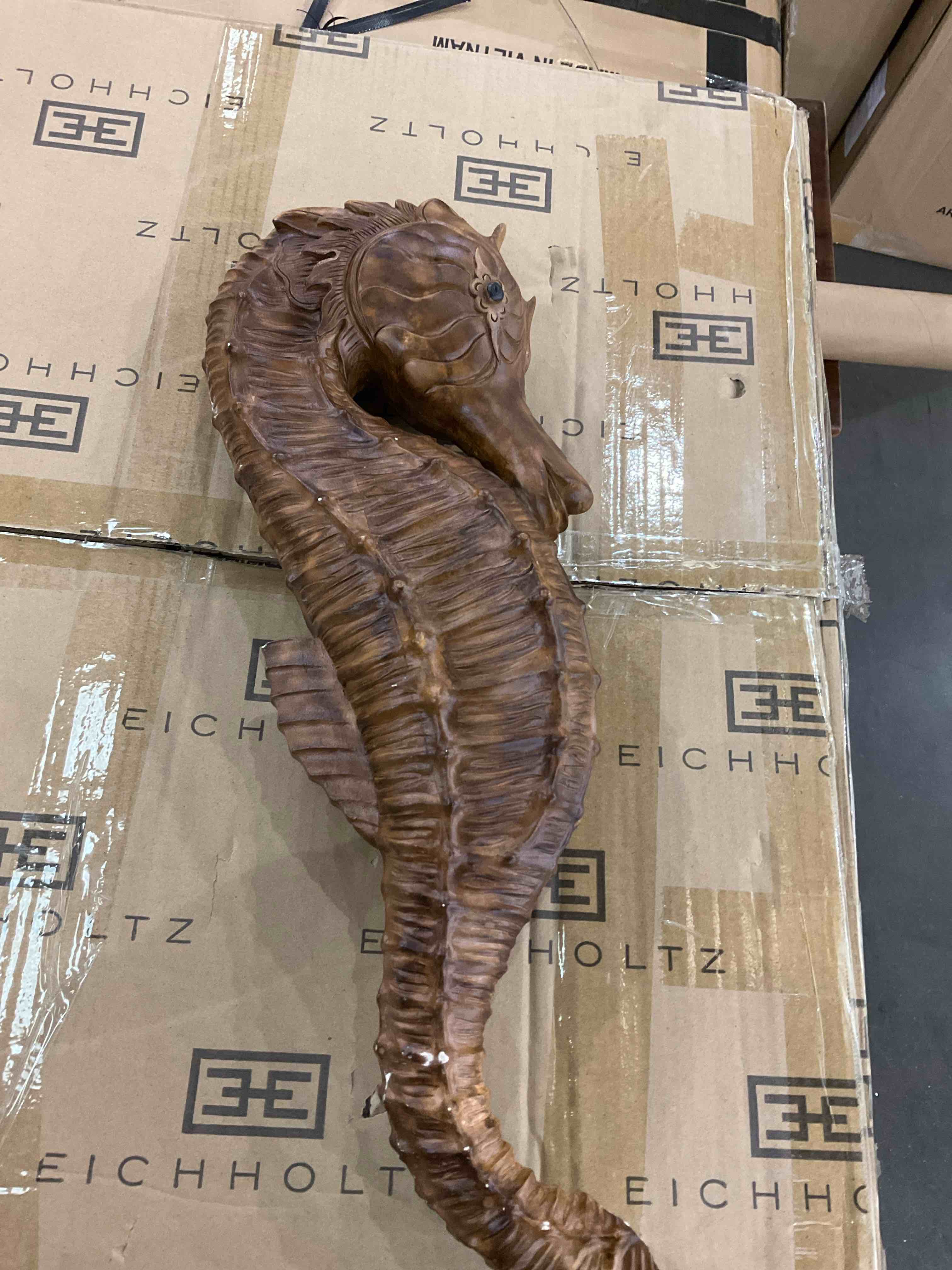 Royal Kahala Landara Sea Horse Lamp Table