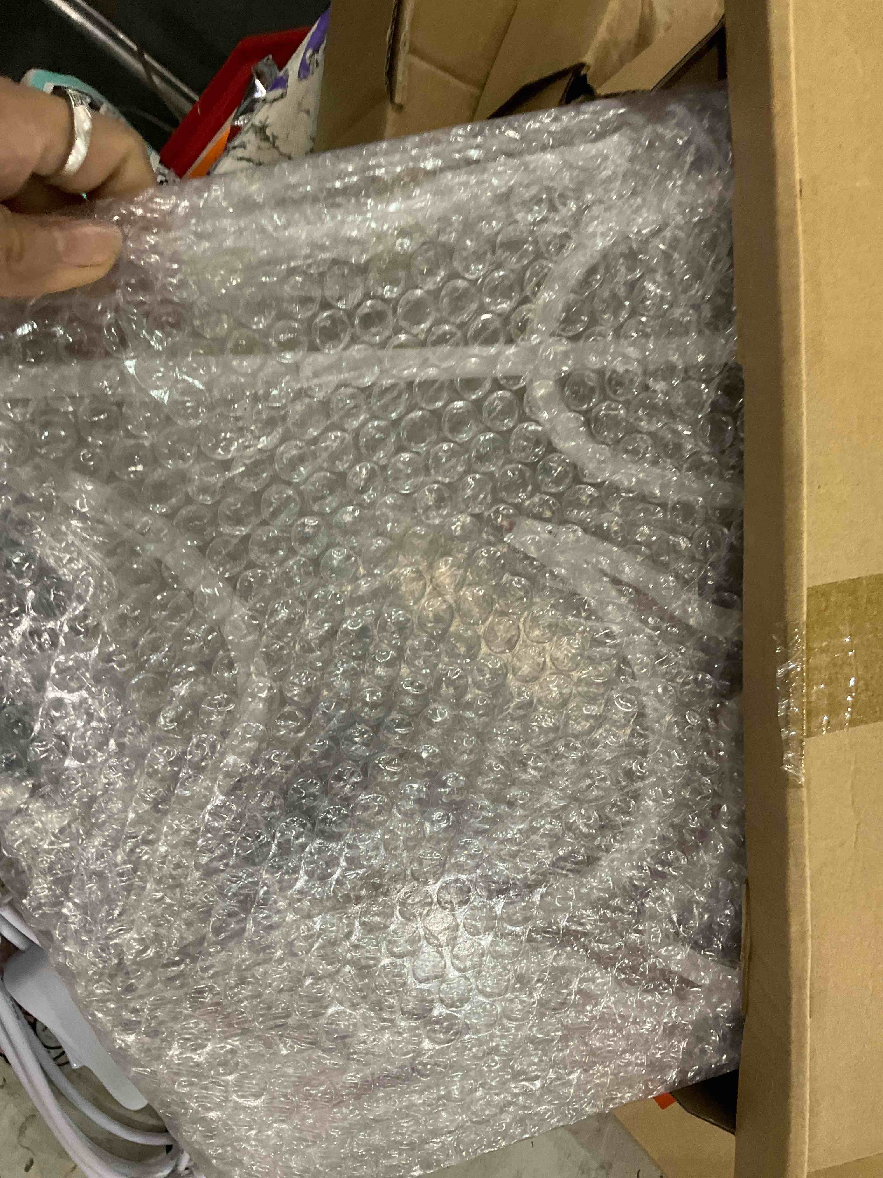 https://s3.amazonaws.com/lotting-images-prod/bidfta/TEA0273815_1732130753740.jpeg