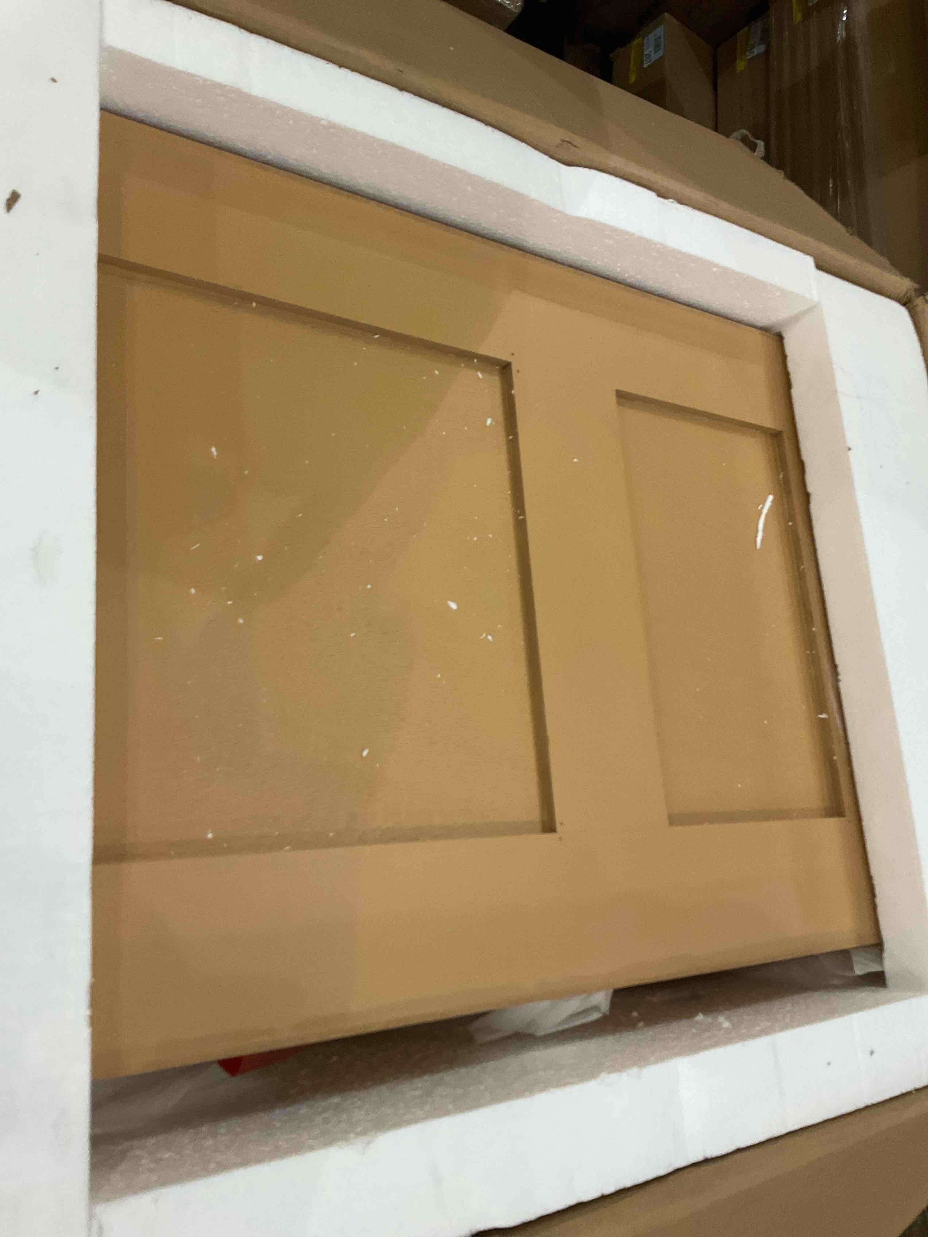 vanity cabinet, 2 door, one drawer