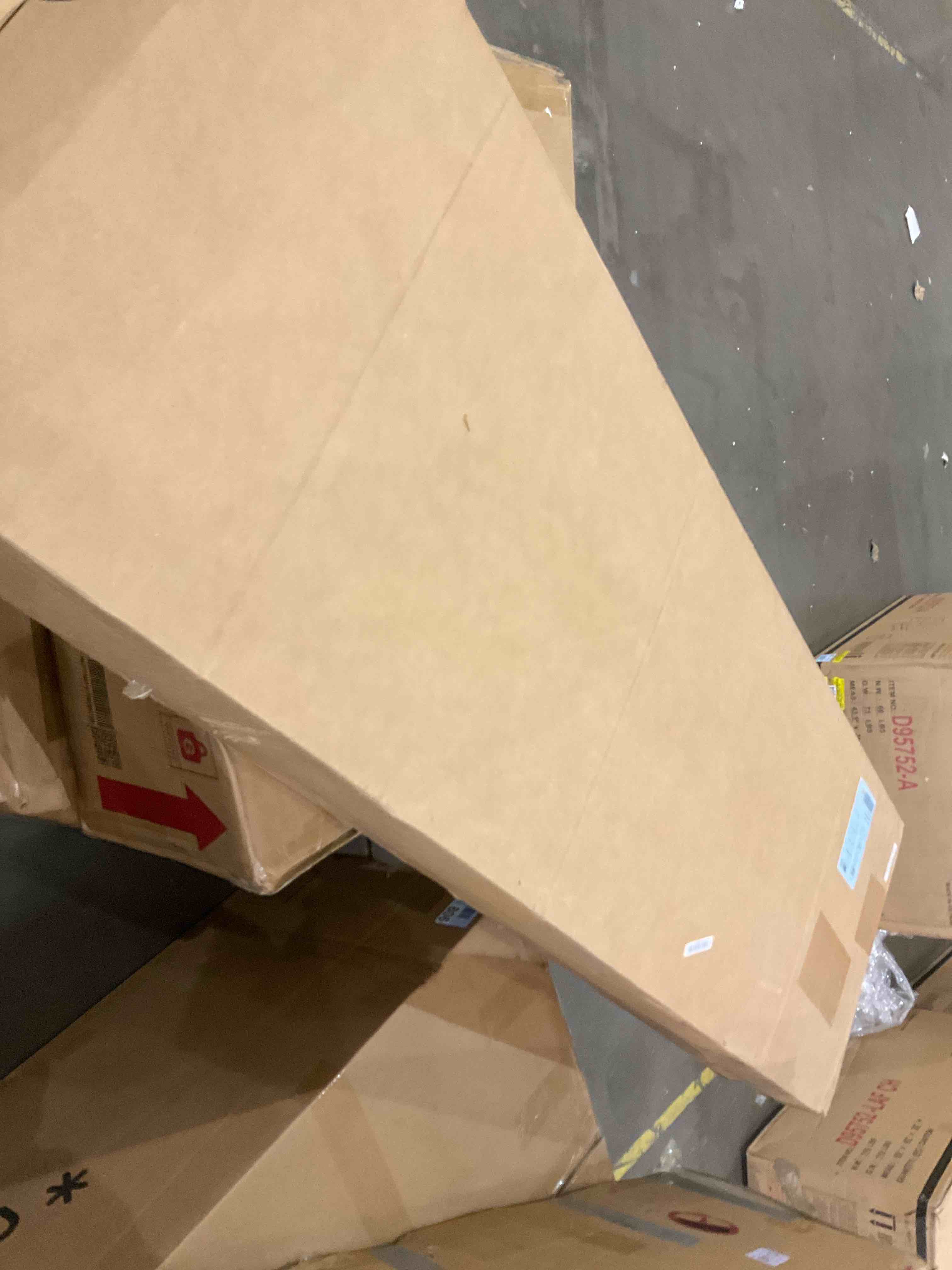 https://s3.amazonaws.com/lotting-images-prod/bidfta/TEA0275232_1734619337076.jpeg