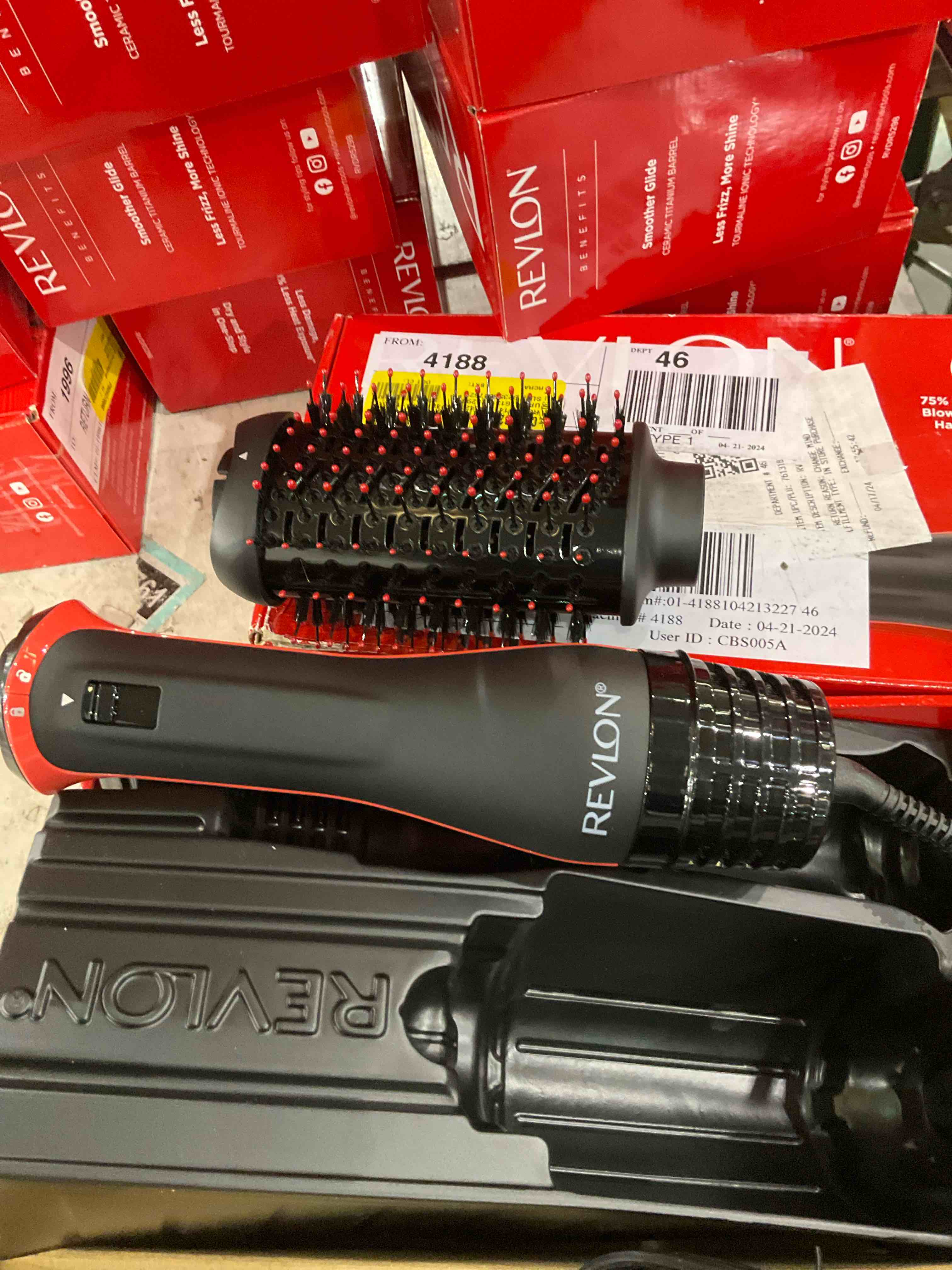Revlon One-Step Volumizer PLUS Hair Dryer and Hot Air Brush - Black