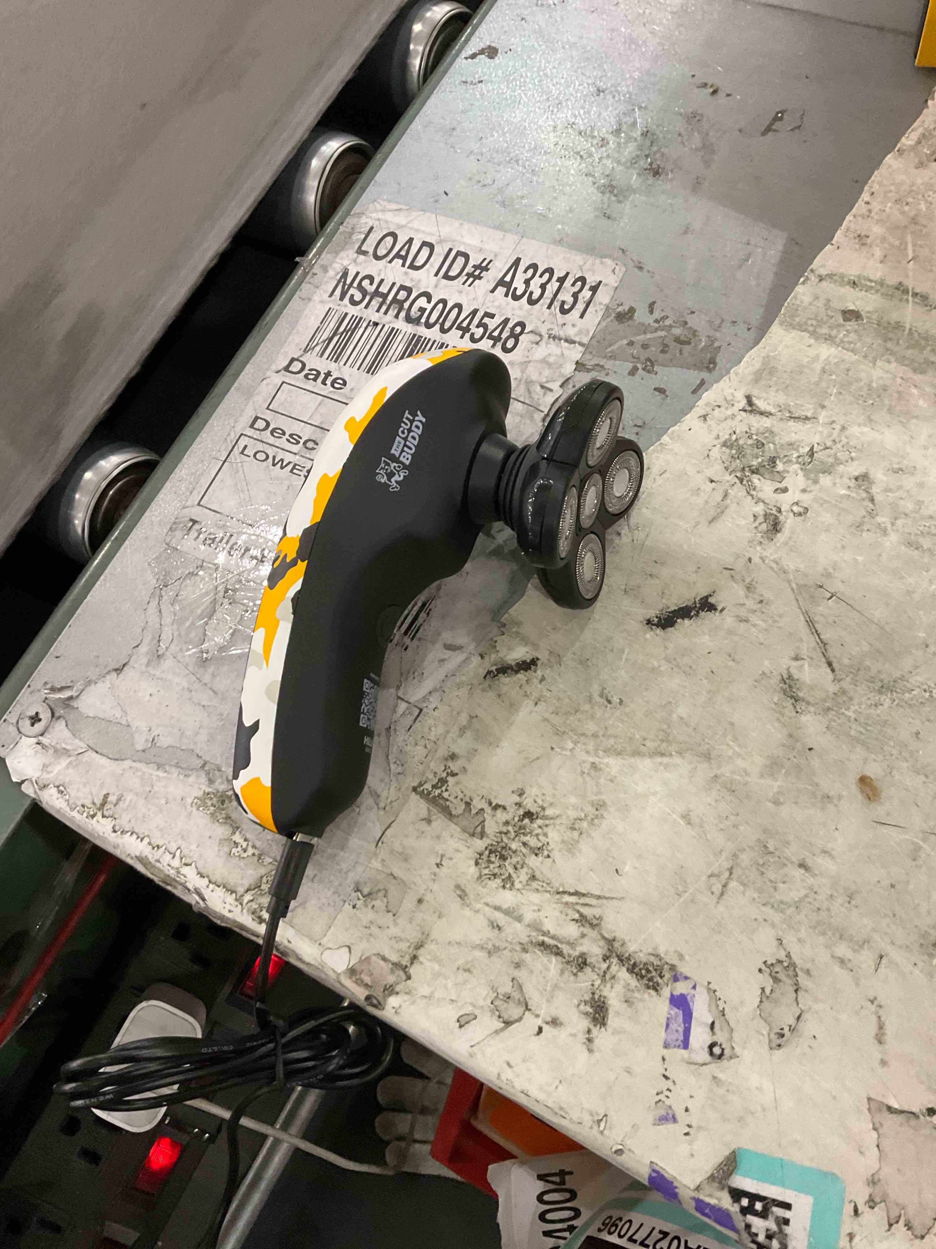The Cut Buddy | Hairline and Beard Edge Up Shaping Tool and Hair Trimmer Stencil