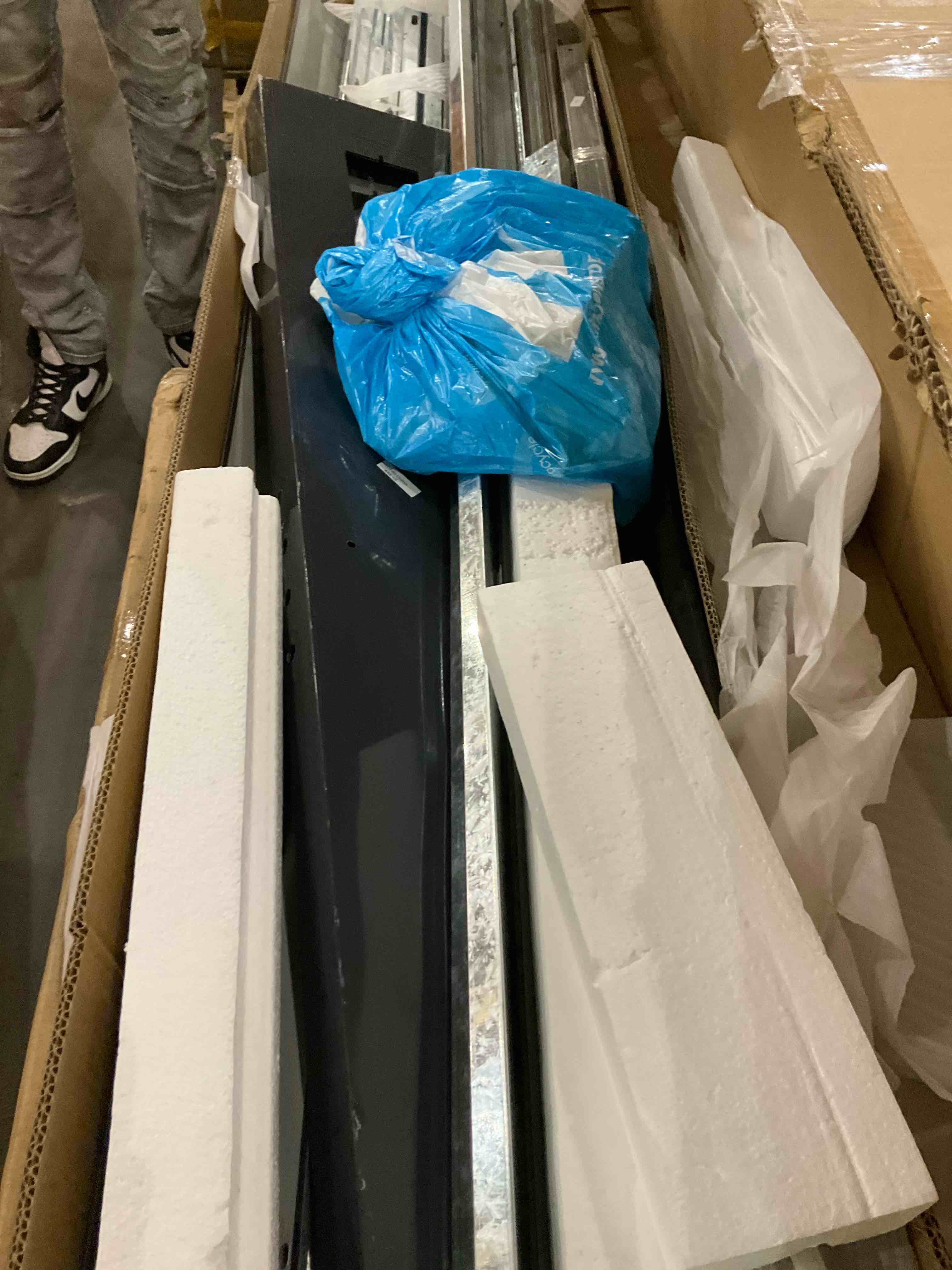 G37019-B