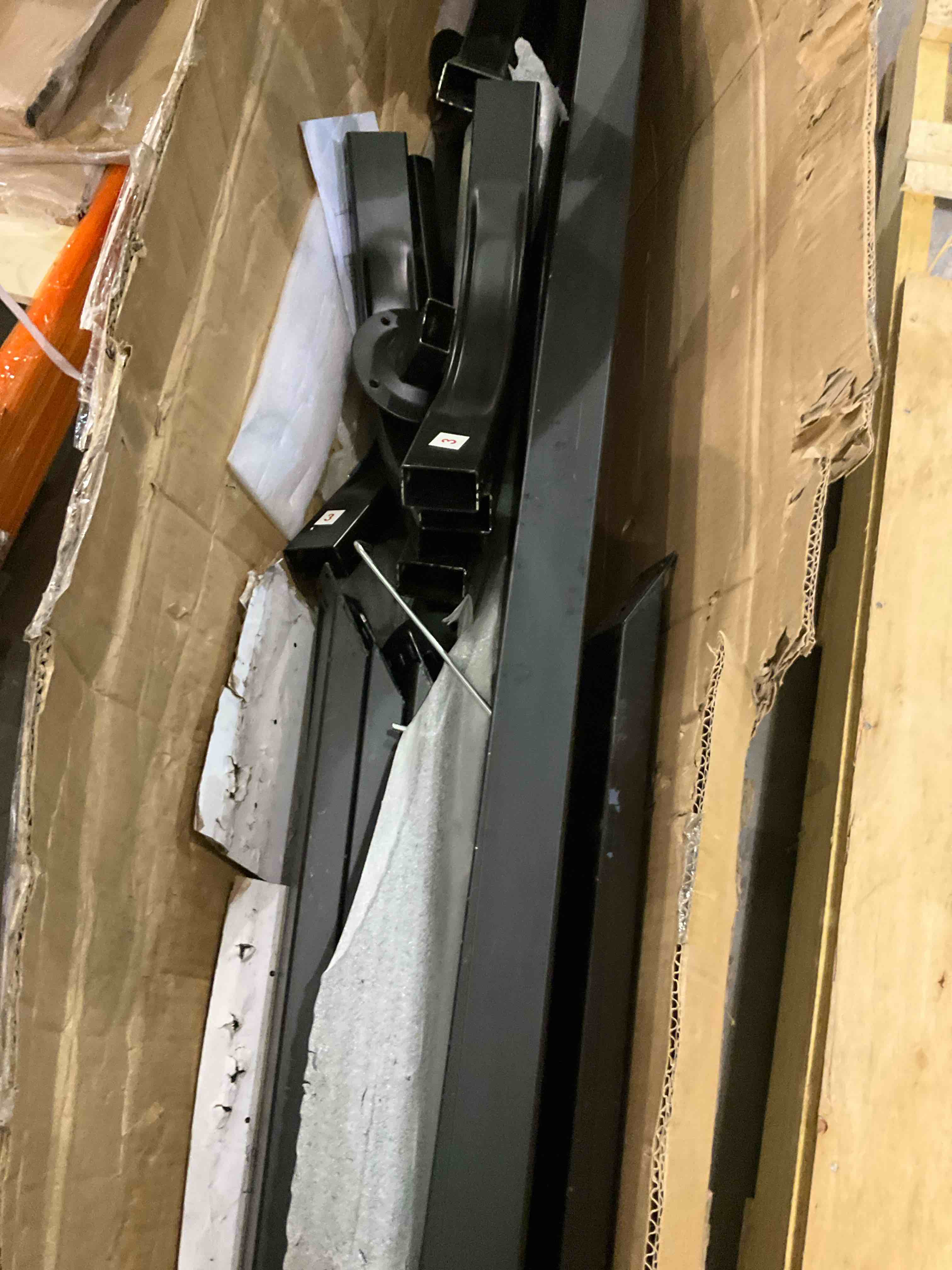 https://s3.amazonaws.com/lotting-images-prod/bidfta/TEA0278196_1730554670405.jpeg