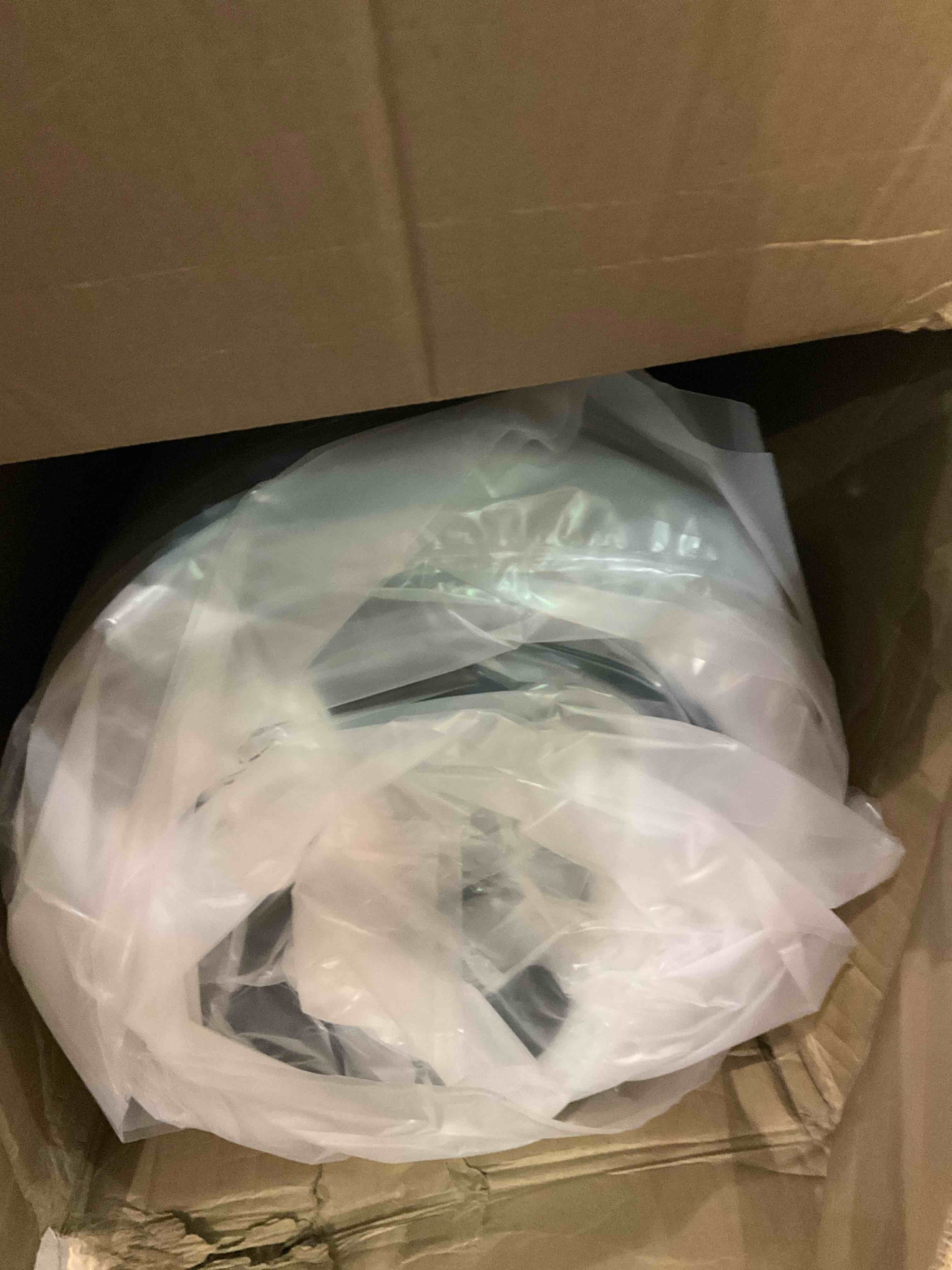 https://s3.amazonaws.com/lotting-images-prod/bidfta/TEA0279045_1729599835015.jpeg