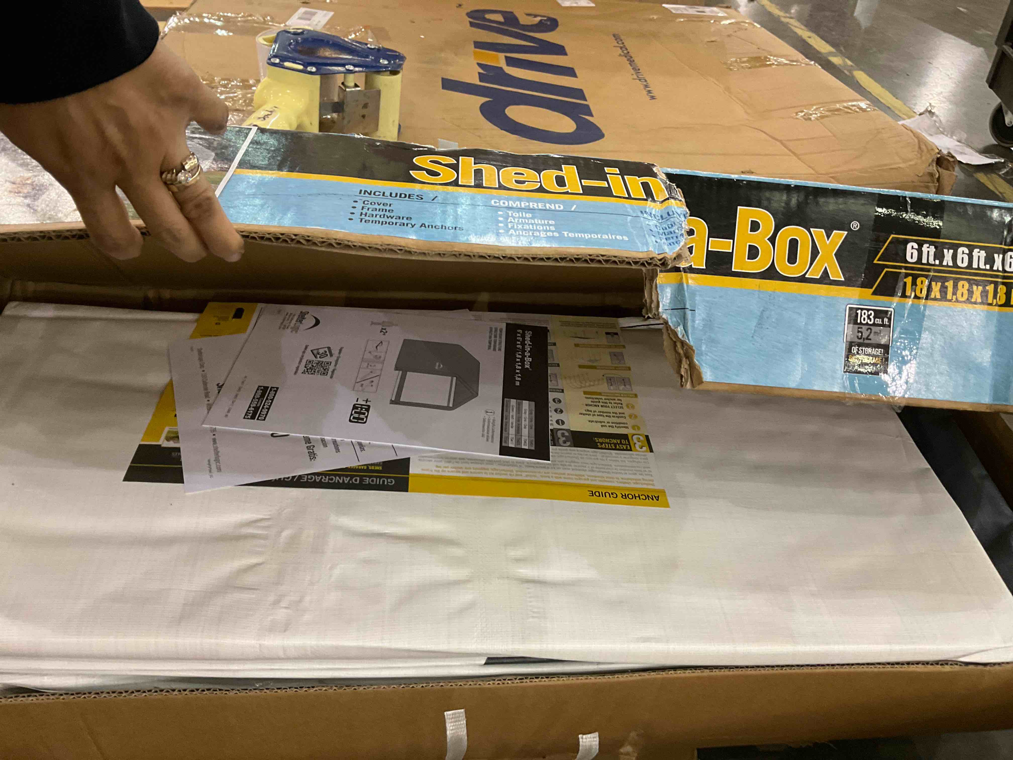 https://s3.amazonaws.com/lotting-images-prod/bidfta/TEA0279506_1729010709200.jpeg
