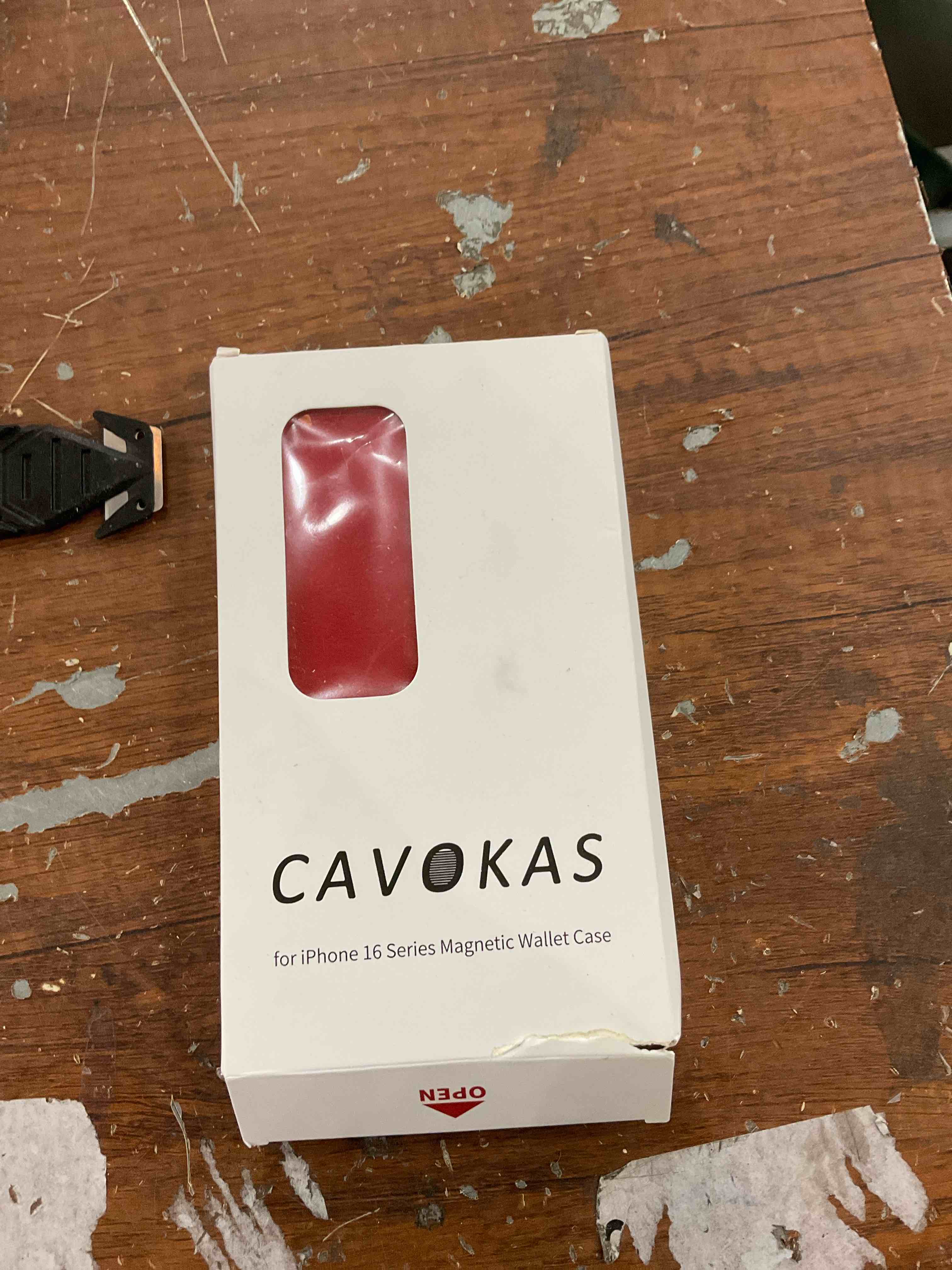 magnetic wallet case for iPhone 16