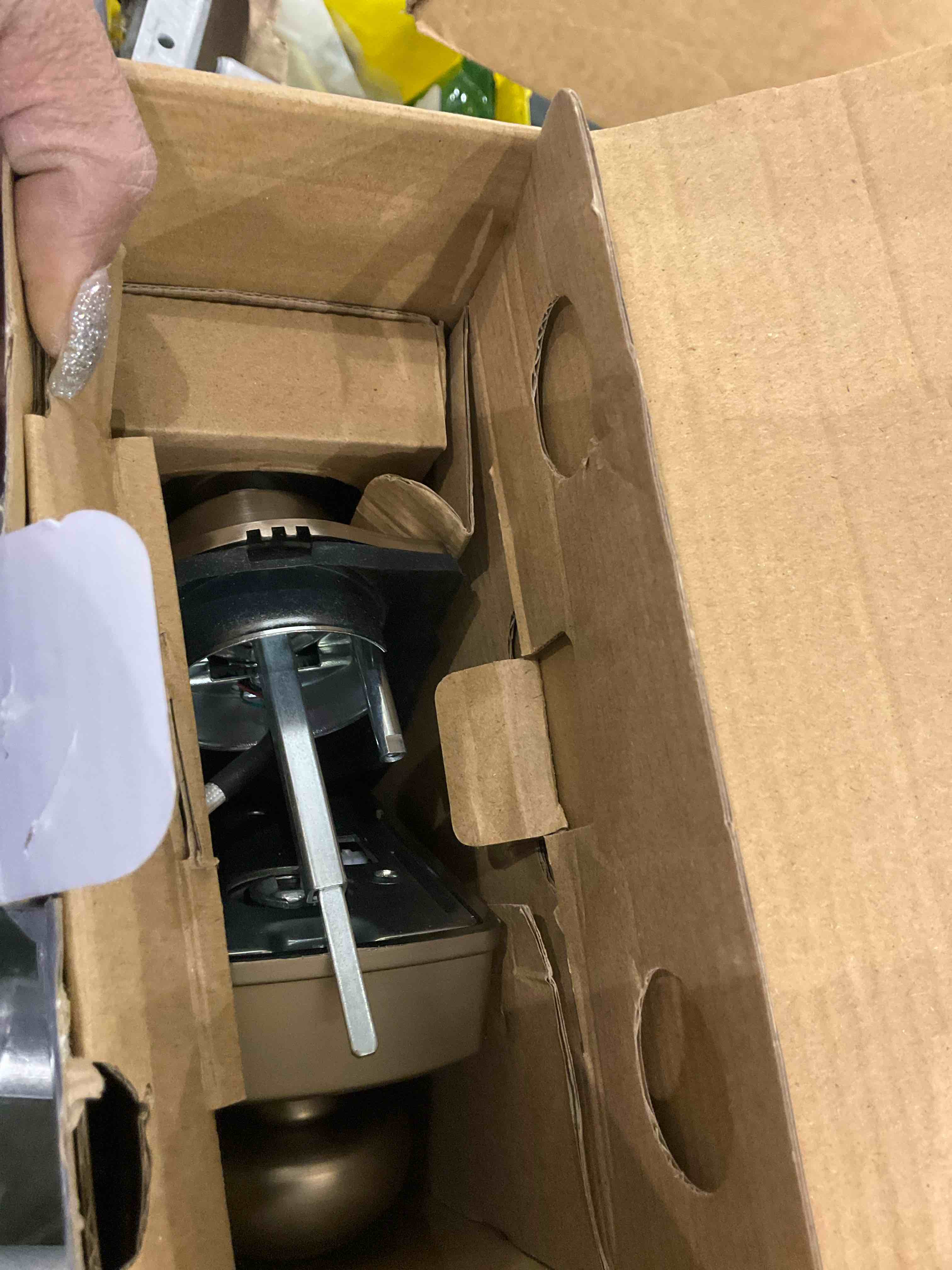 https://s3.amazonaws.com/lotting-images-prod/bidfta/TEA0281044_1736361478534.jpeg