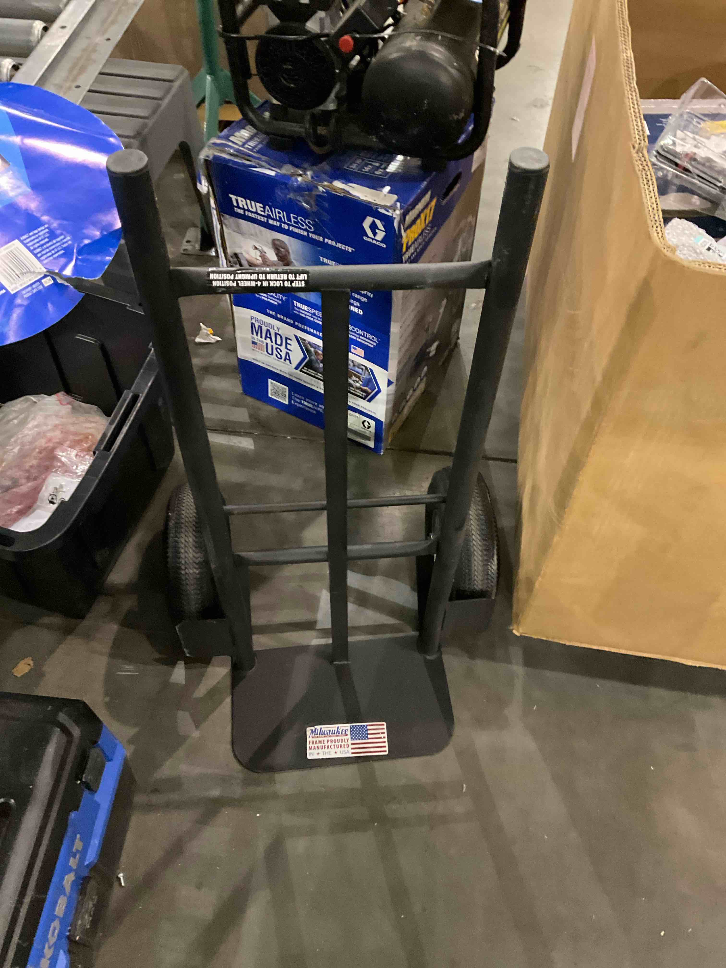 dual handle hand truck
