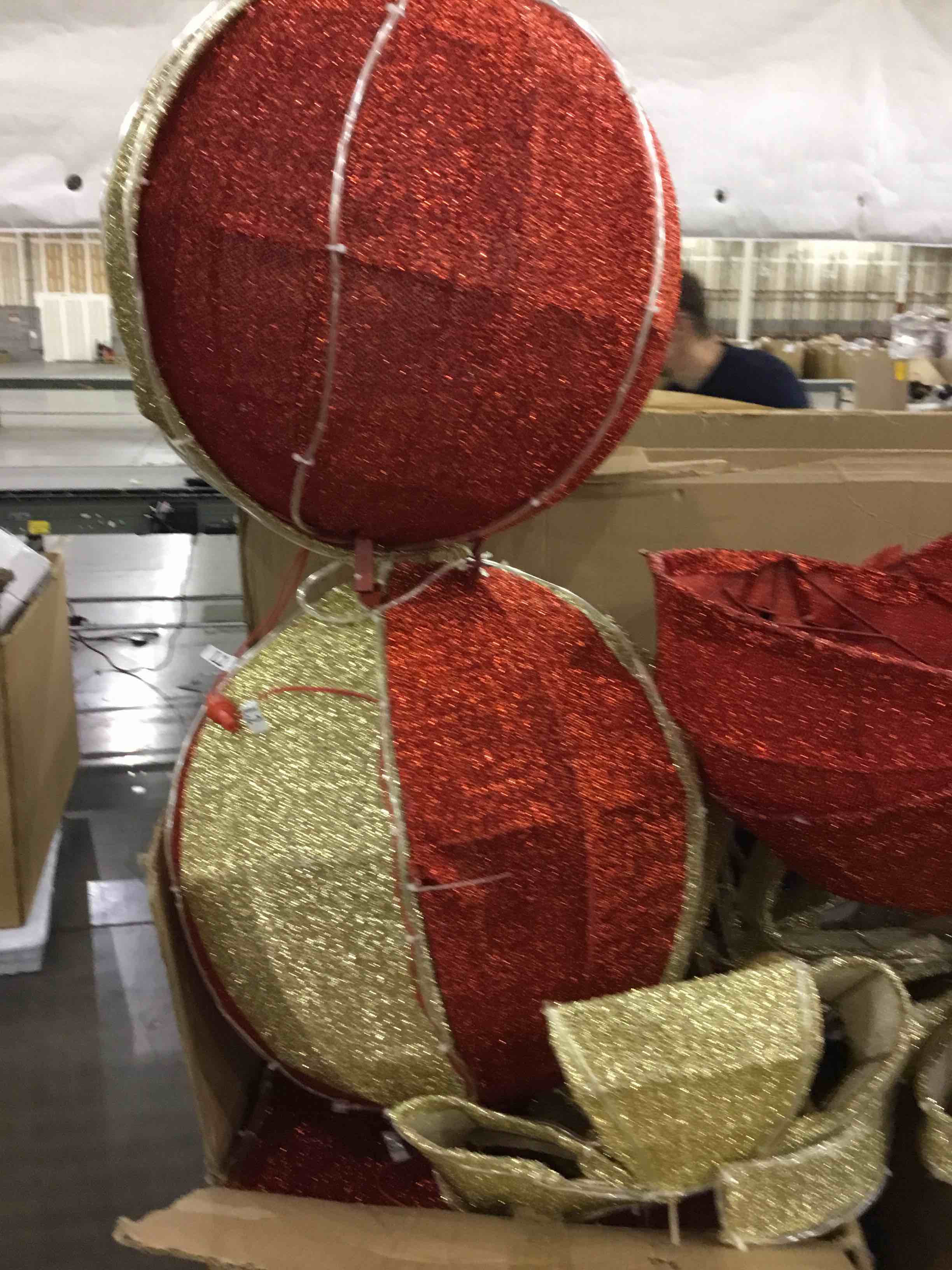 holiday living 6-th ornament gift stack