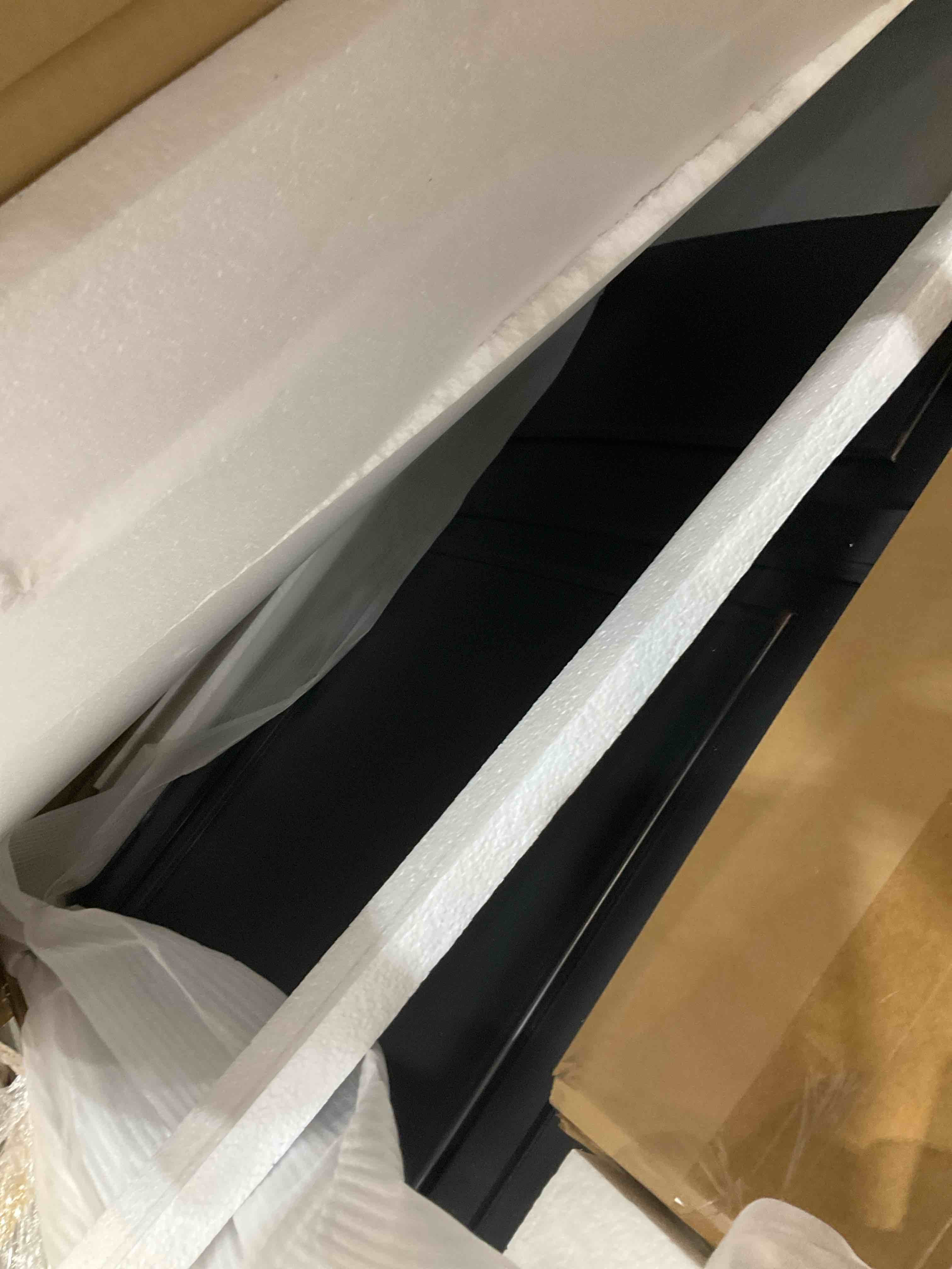 Cal/Eastern King Bed (only 1 of 3 boxes)