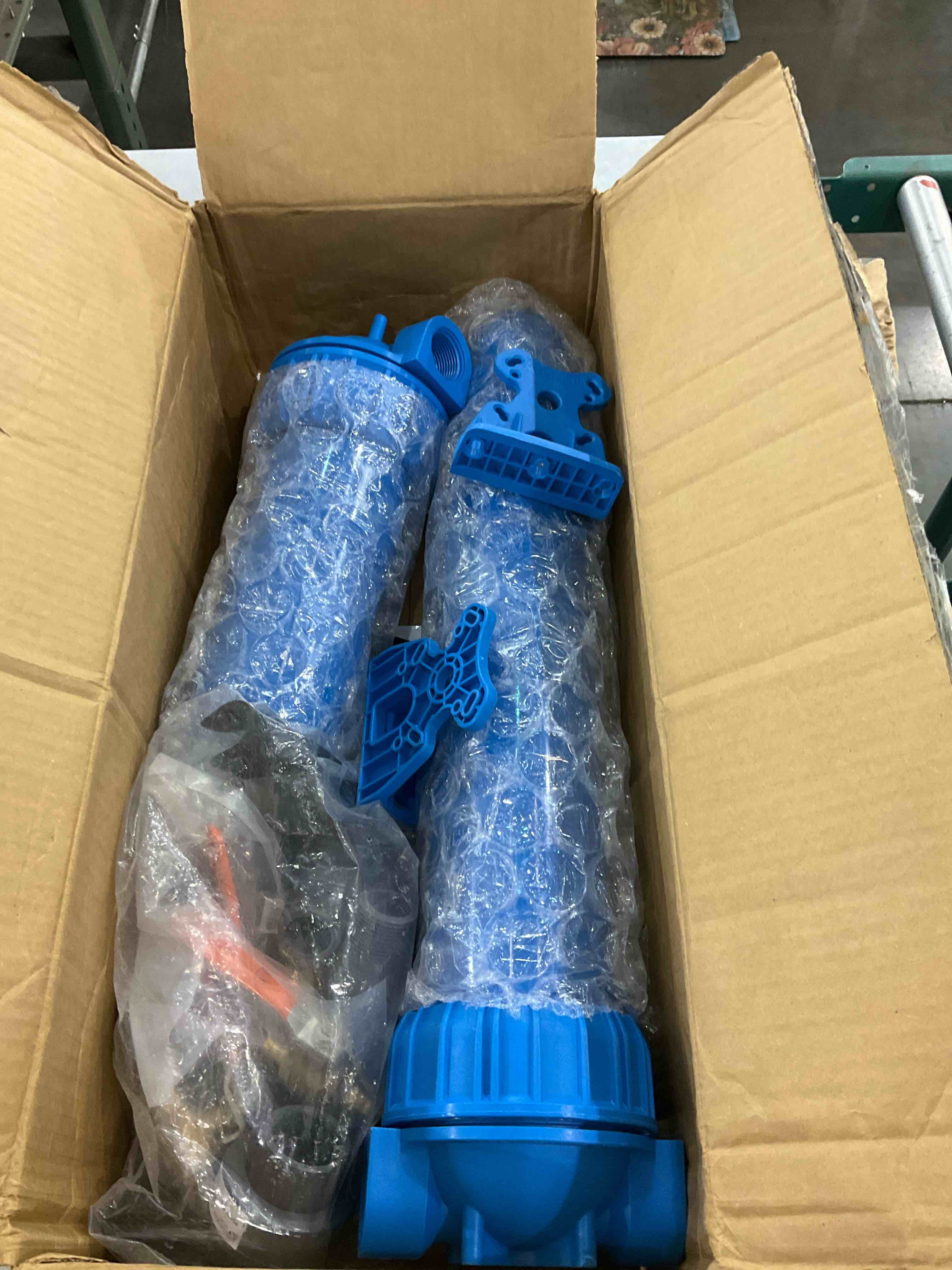 https://s3.amazonaws.com/lotting-images-prod/bidfta/TEA0283447_1729006264365.jpeg